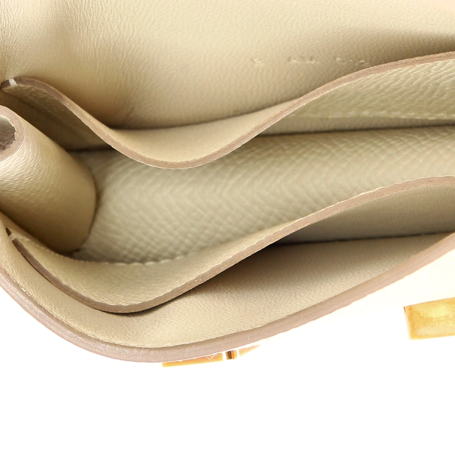 Constance Slim Wallet Epsom - Image 6