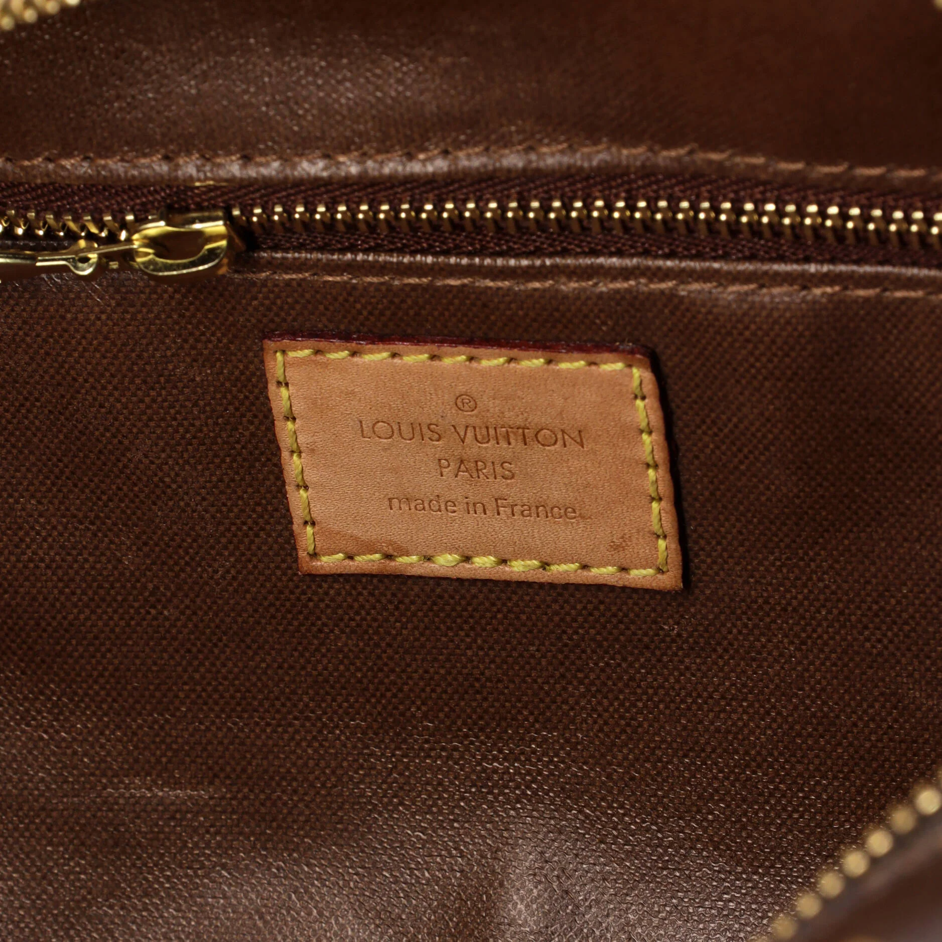 Toiletry Bag Monogram Canvas 25 - Image 7