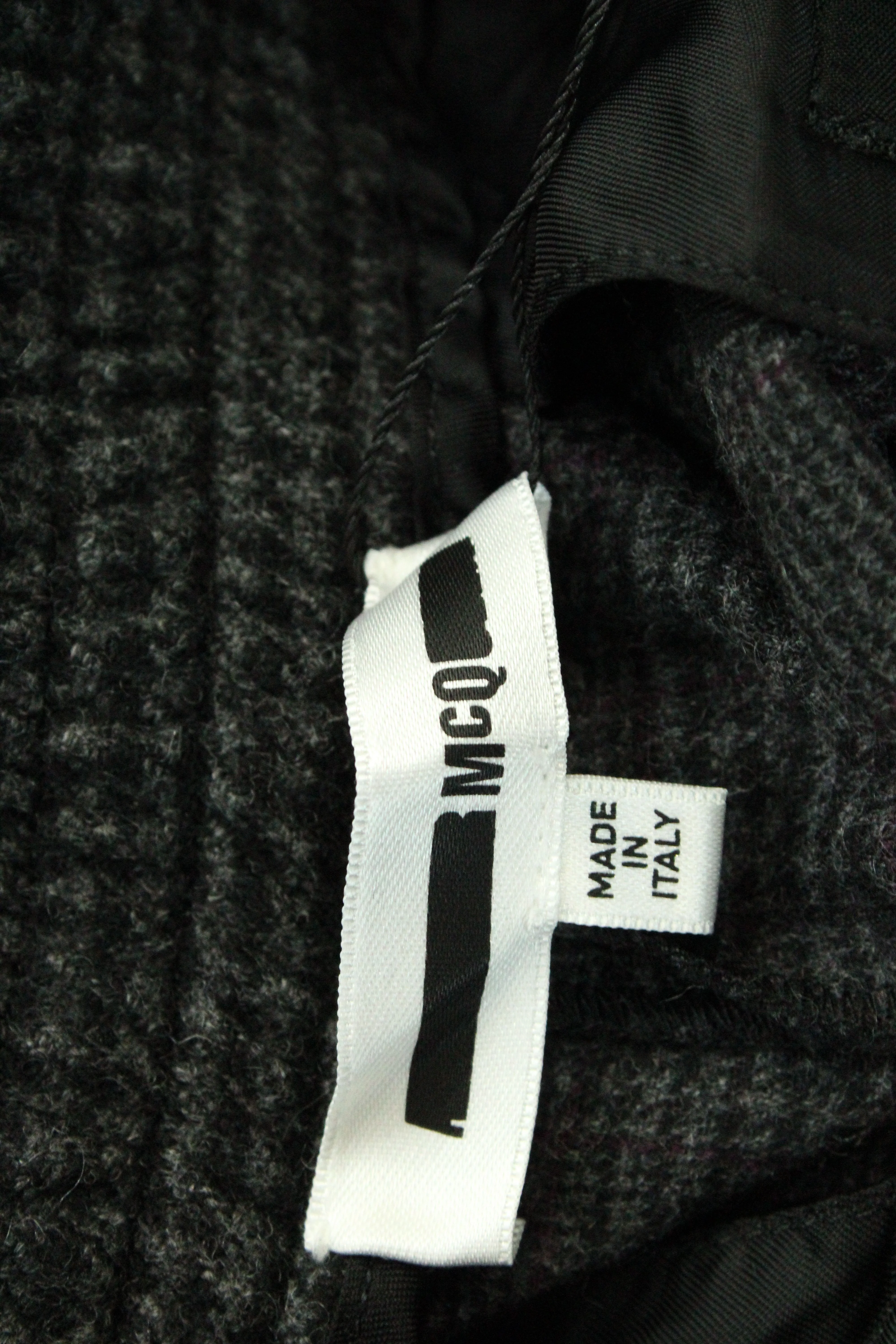 Women's McQ by Alexander McQueen Culottes in Grey Wool - Image 3