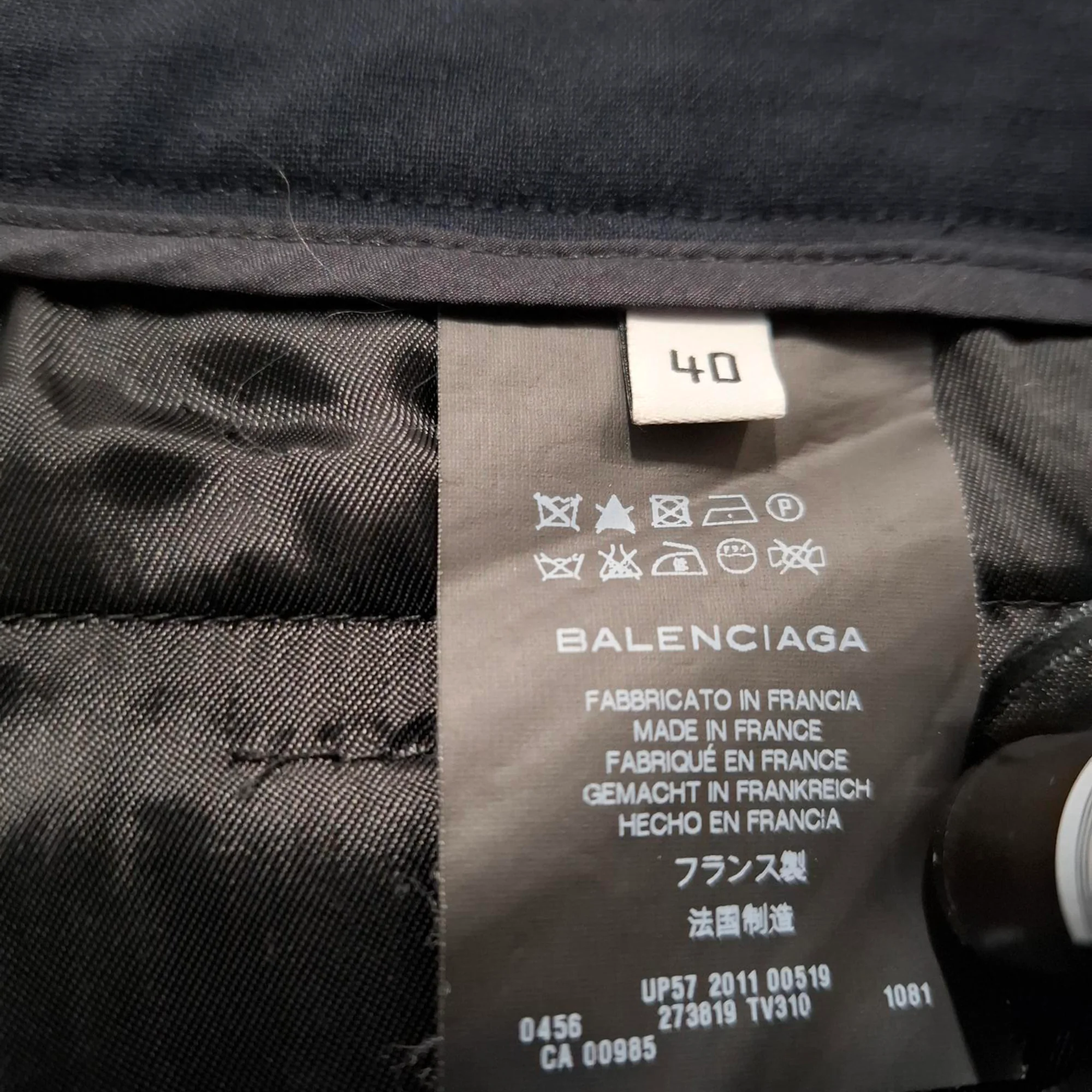 Women's Balenciaga Straight Leg Trousers in Navy Blue Wool - Image 3