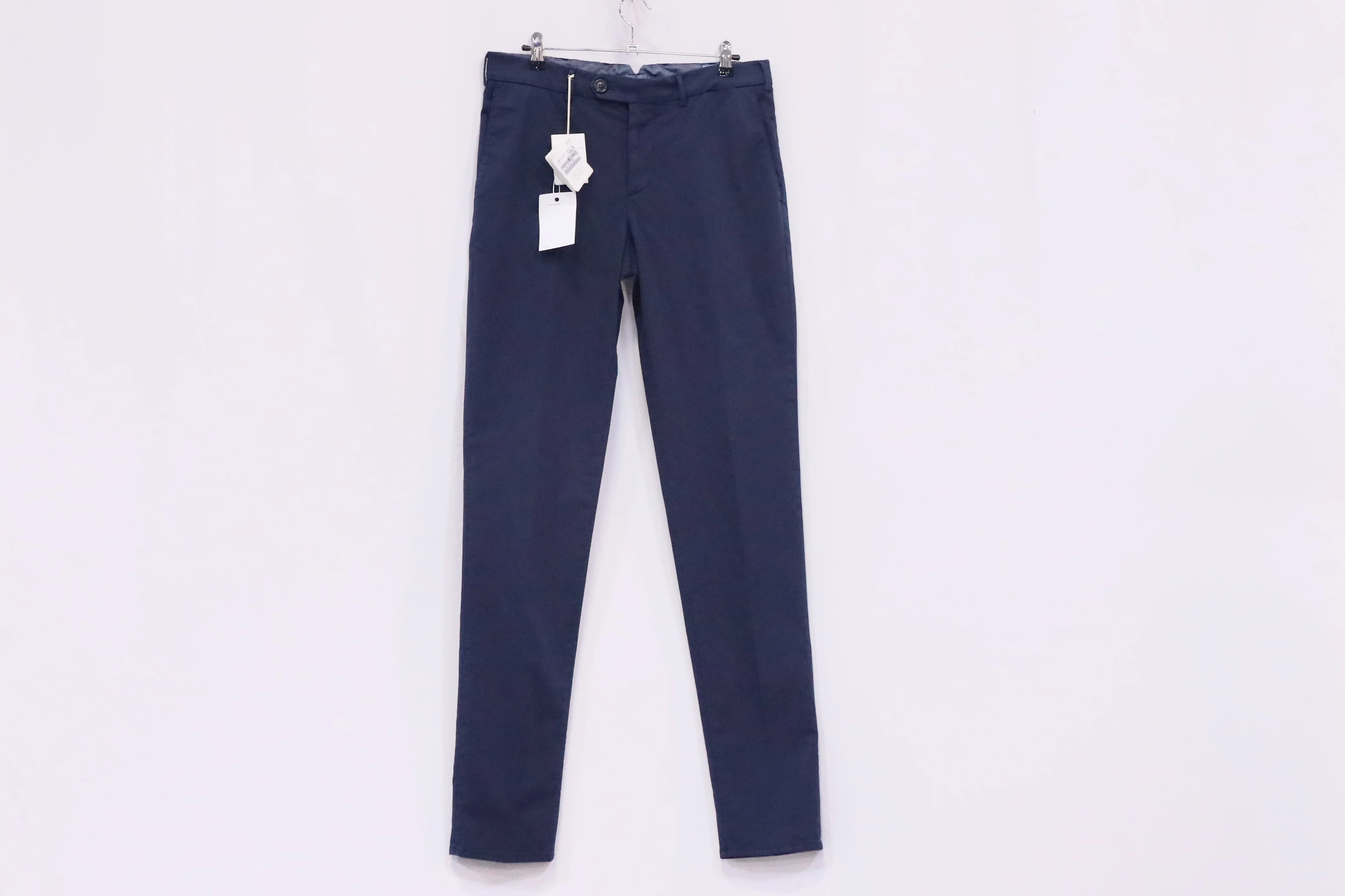 Men's Brunello Cucinelli Italian Fit Trousers in Navy Blue Cotton - Image 6