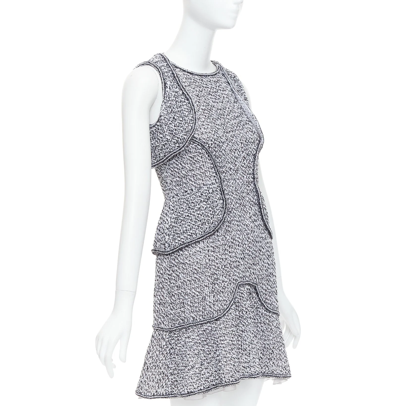 Women's Chanel cotton tweed CC button ruffle dress - Image 9