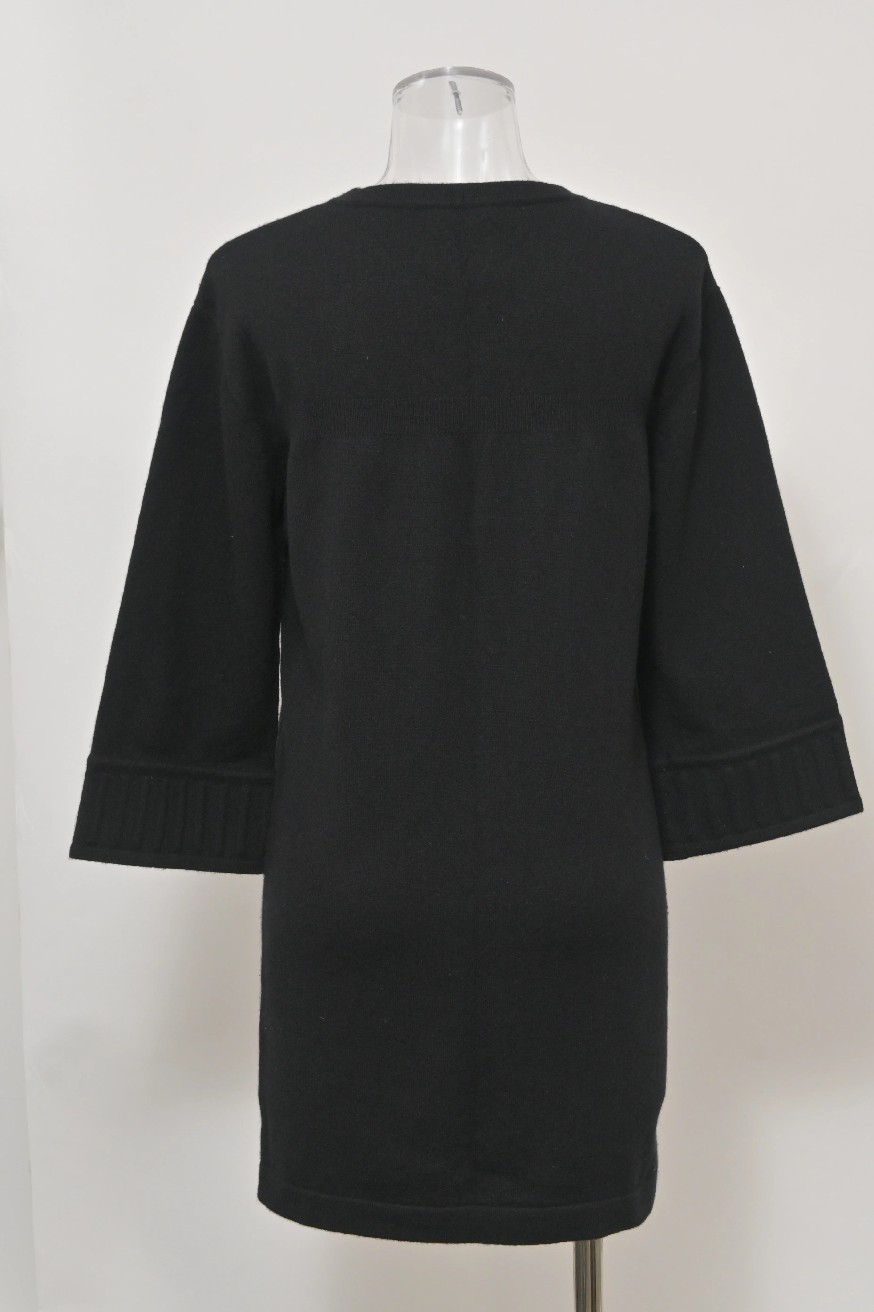 Women's Chanel Mini Crew-Neck One Pocket Dress in Black Cashmere - Image 8