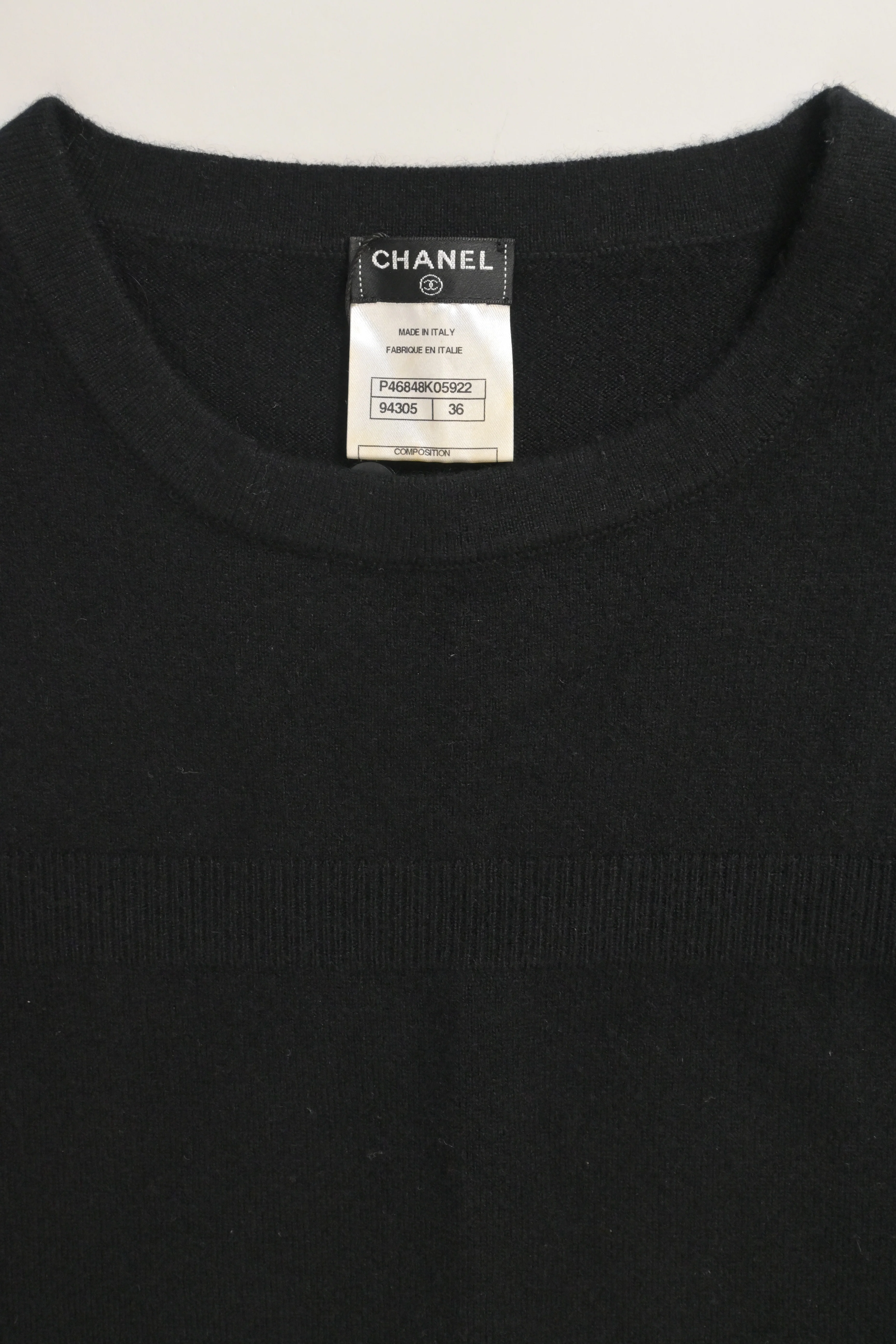 Women's Chanel Mini Crew-Neck One Pocket Dress in Black Cashmere - Image 9