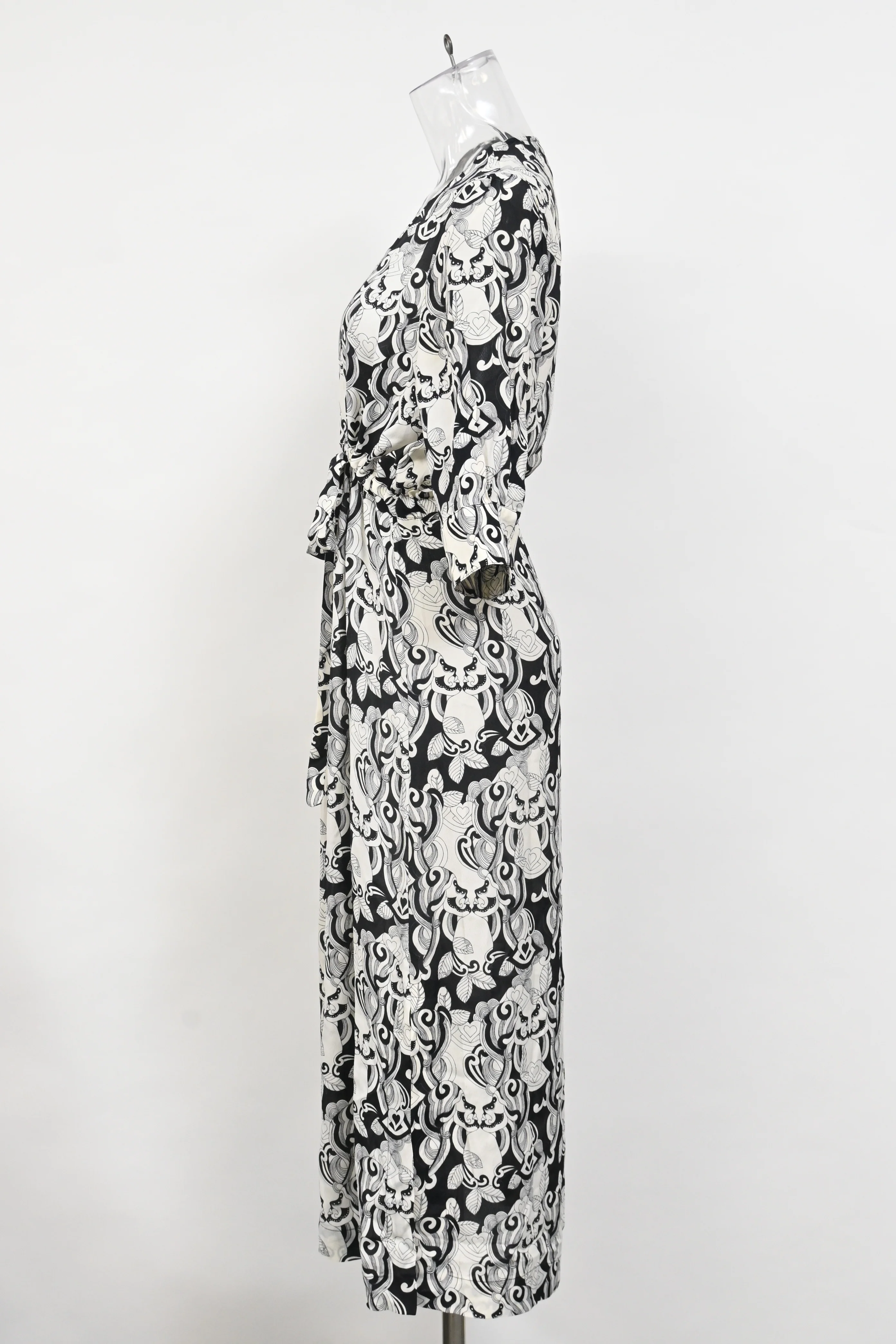 Women's See by Chloé Printed Midi Length Dress in Black Viscose - Image 7