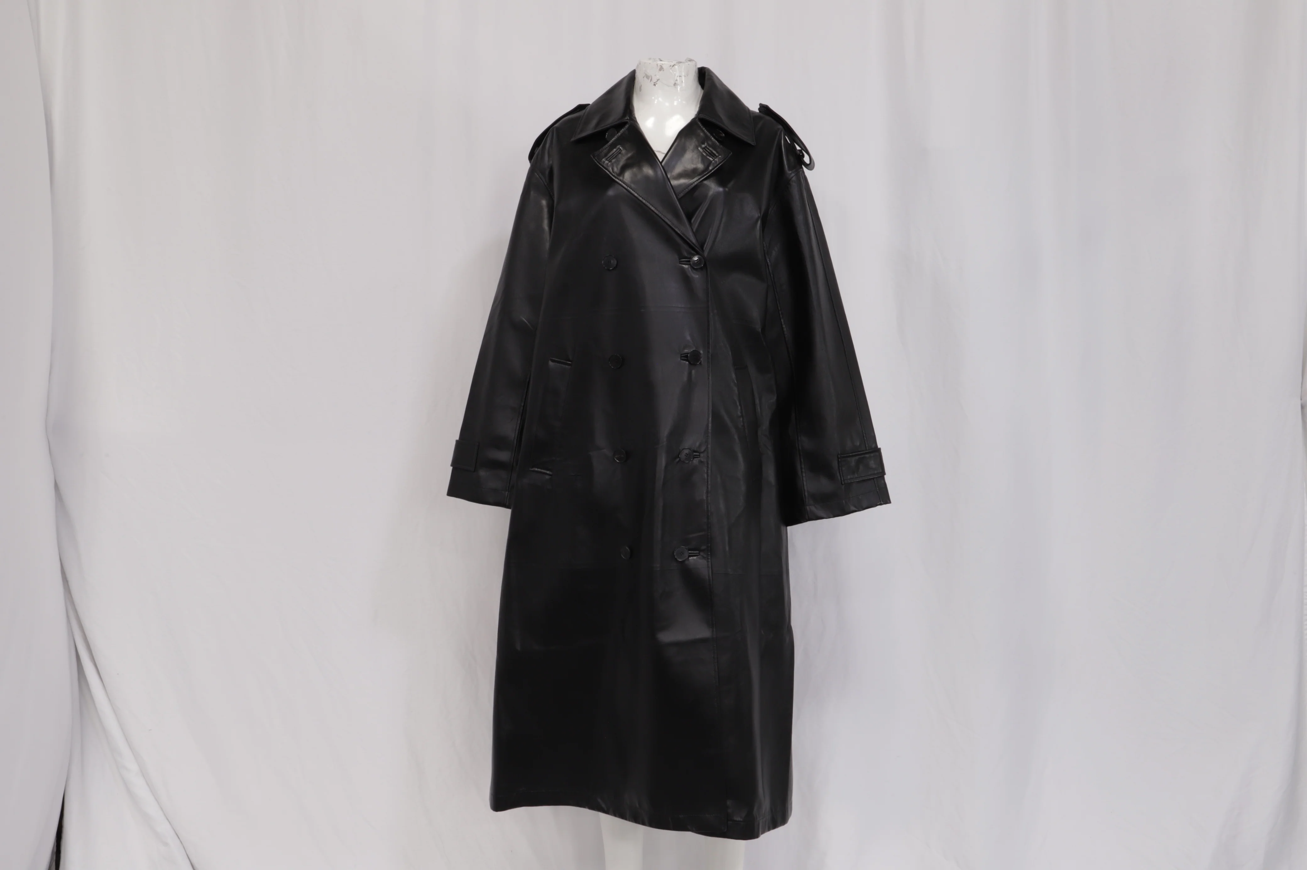 Women's Dior Double-Breasted Coat in Black Lambskin Leather - Image 7