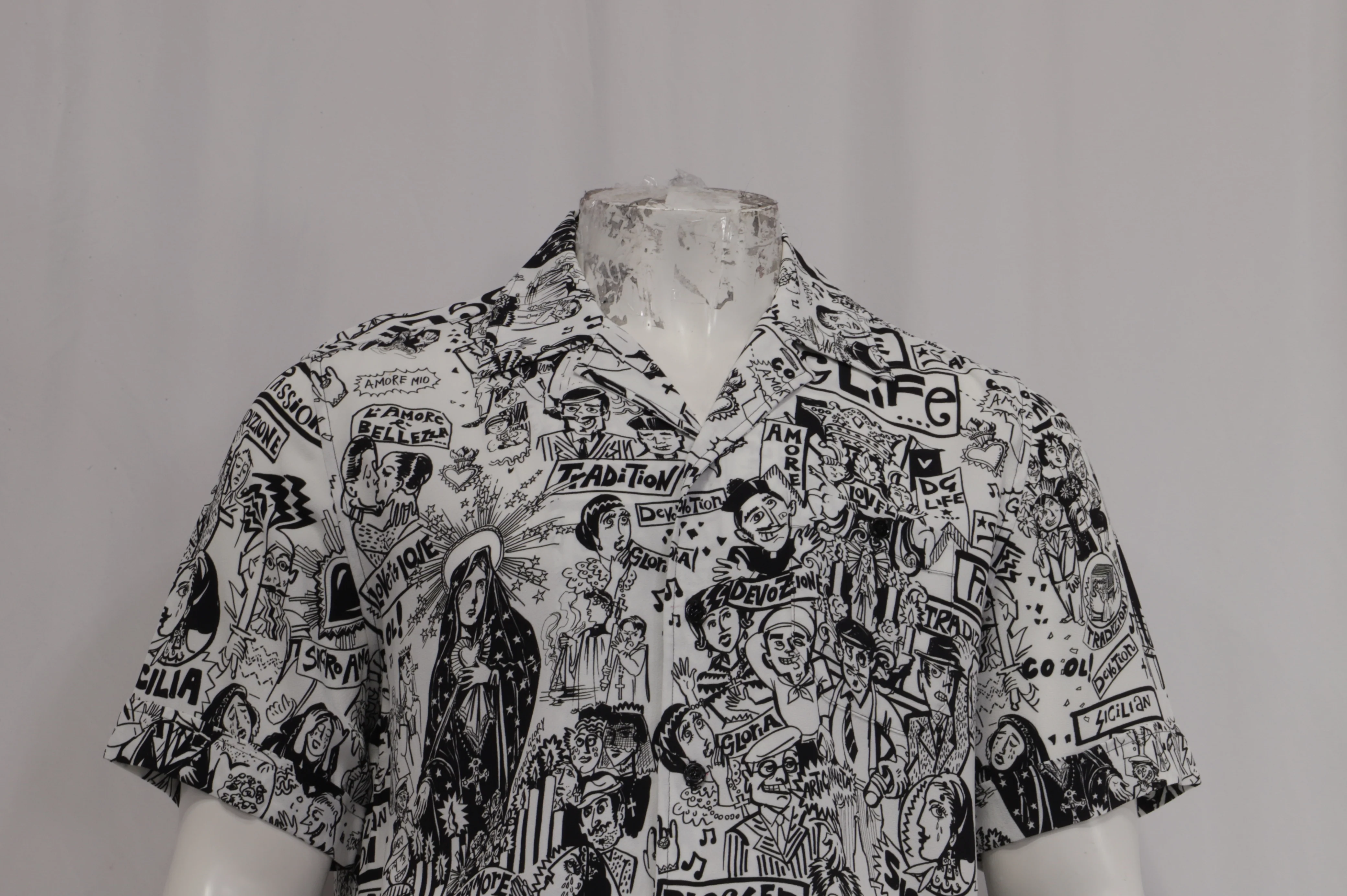 Men's Dolce & Gabbana Printed Button-Down Shirt in White and Black Viscose - Image 9