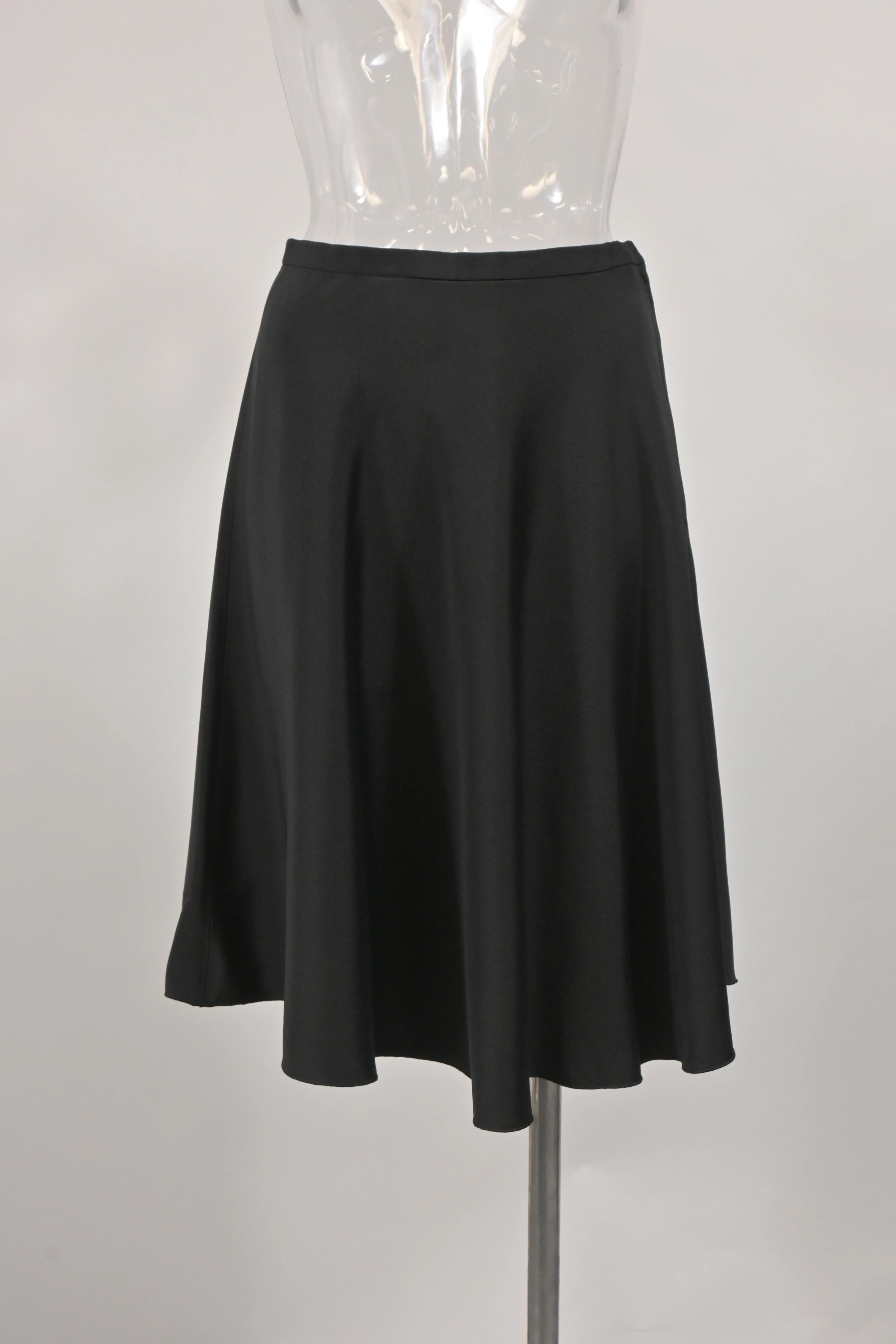 Women's Dolce & Gabbana Knee-Length High-Waisted Flared Skirt in Black Acetate - Image 5