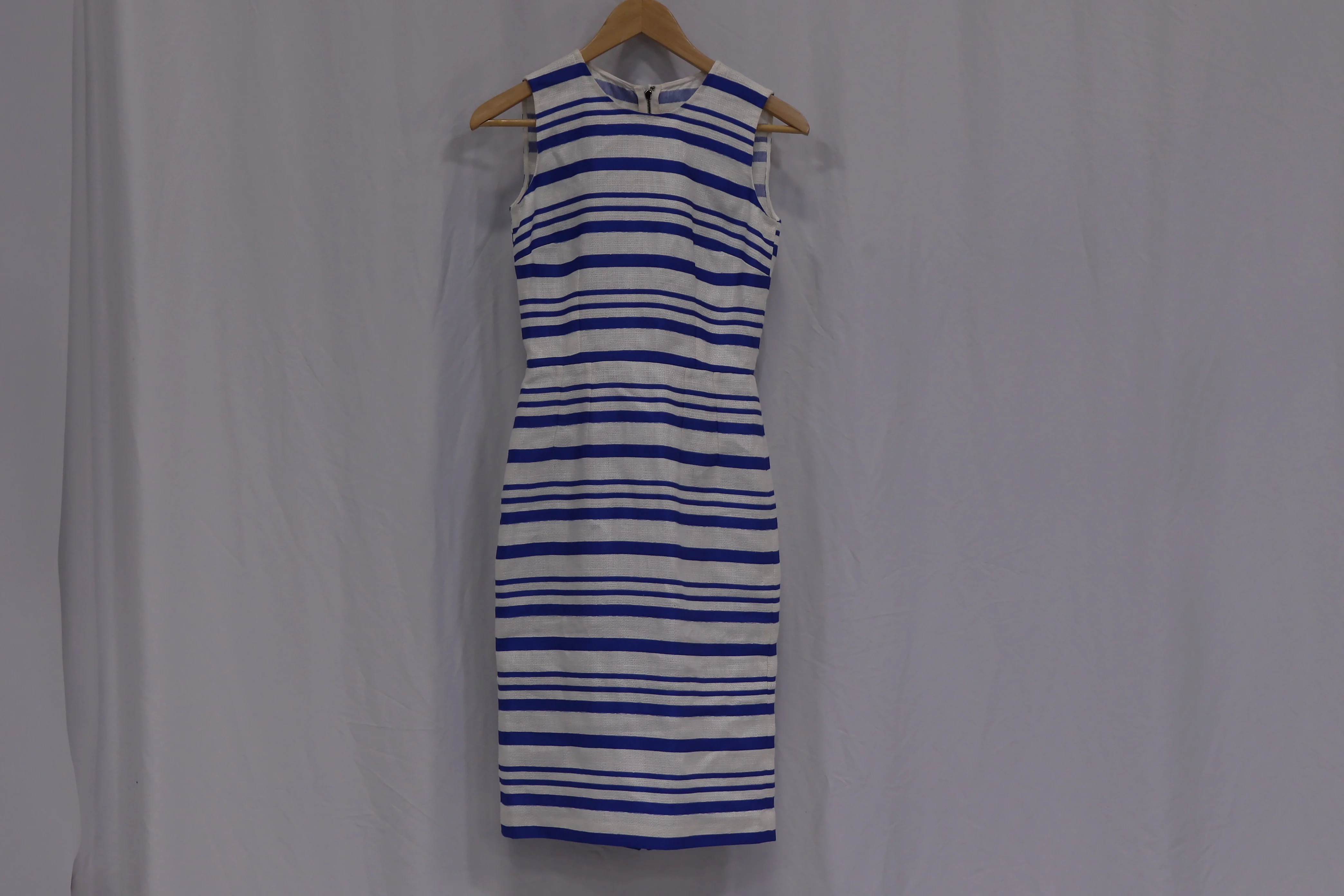 Women's Dolce & Gabbana Striped Knee-Length Dress in Blue and White Linen - Image 6