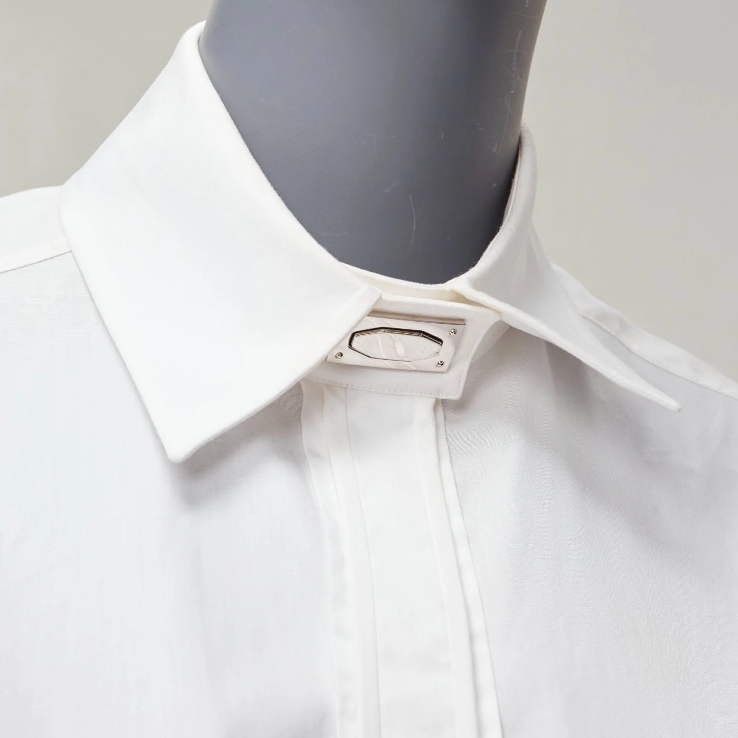 Women's Givenchy Riccardo Tisci Silver Metal Button Collar Cotton Shirt - Image 8