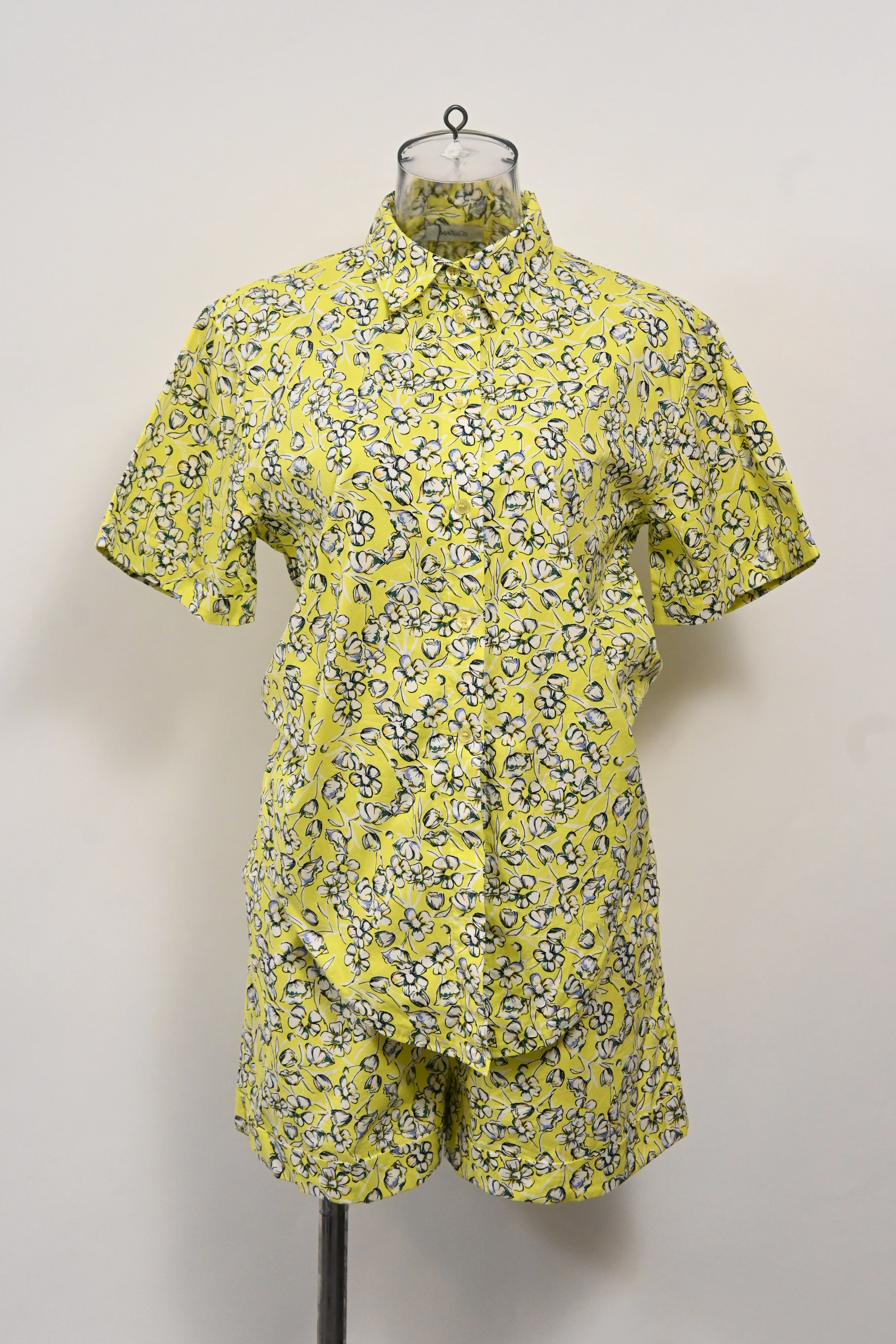 Women's Max & Co Floral Printed Shirt and Shorts Set in Yellow Cotton - Image 6