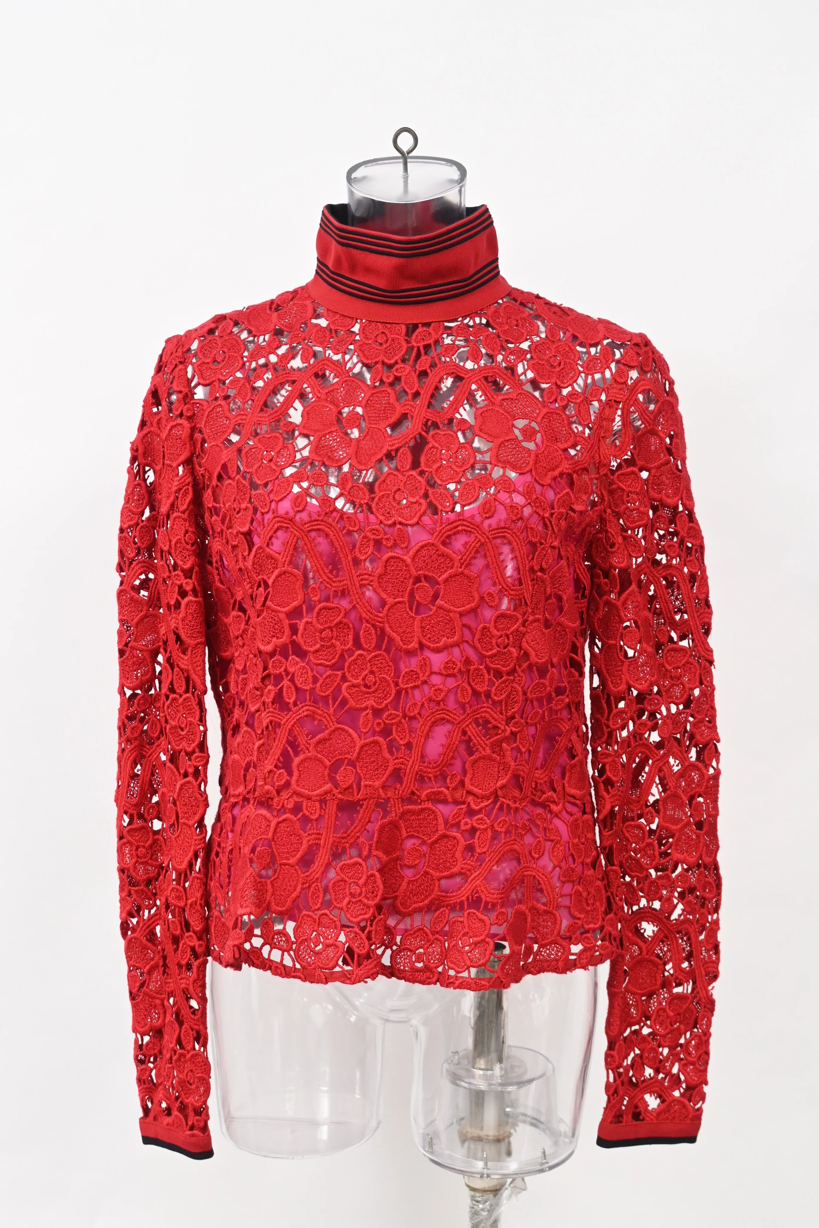 Women's Salvatore Ferragamo Lace Blouse in Red Cotton - Image 6