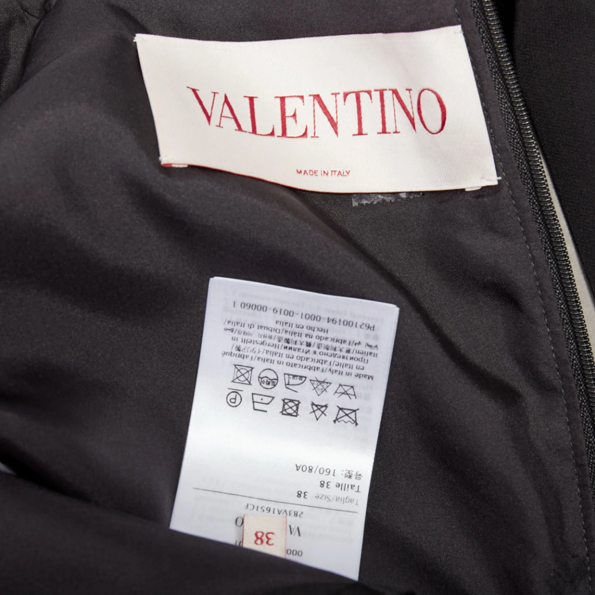 Women's VALENTINO 2022 Crepe Couture black white wool silk ruffle bib neck dress IT38 XS - Image 8