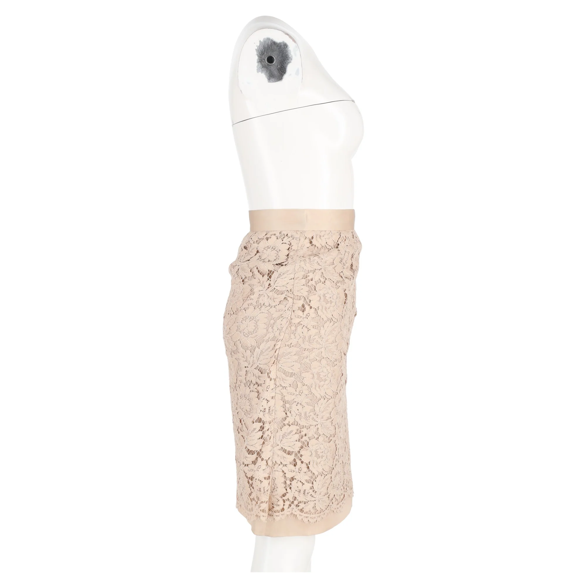 Women's Valentino Garavani Lace Knee Length Skirt in Cream Cotton - Image 6