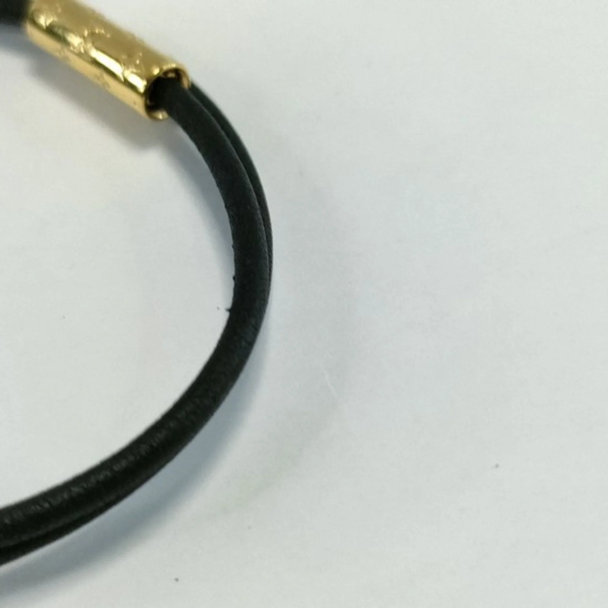 Padlock Bracelet Leather and Metal Black and Gold - Image 8
