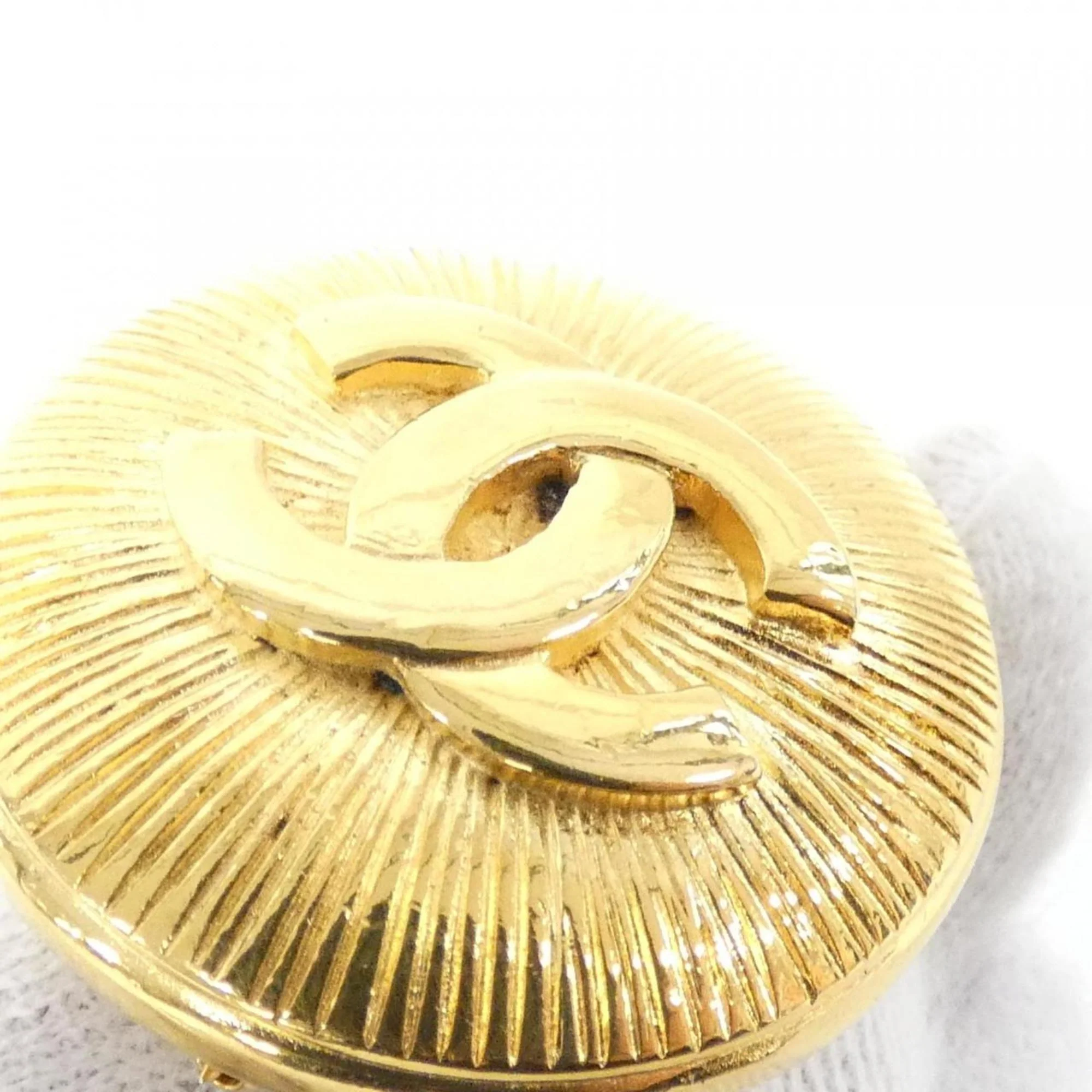 Brooch Gold-Tone Metal - Image 3