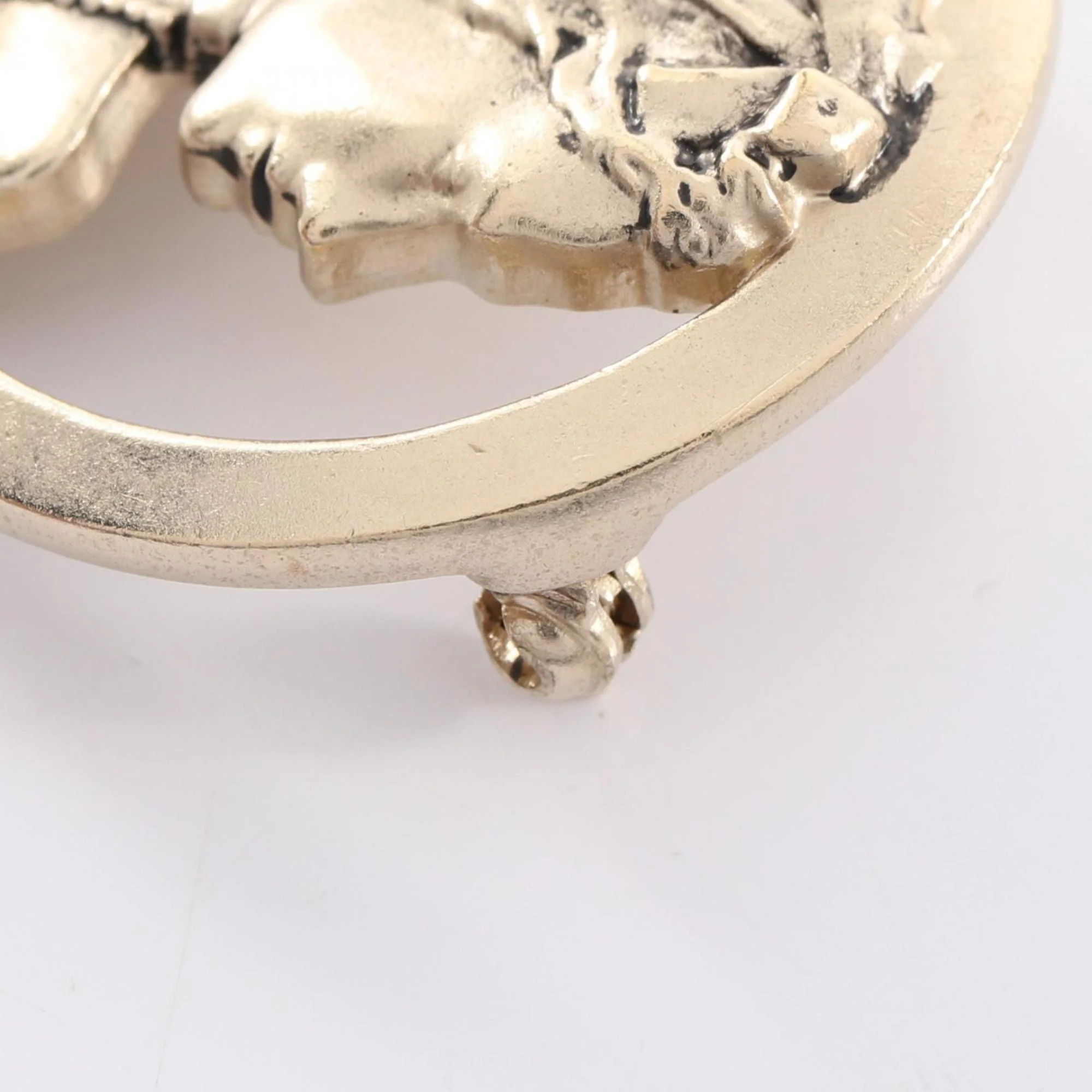 CC Logo Brooch Metal - Image 5