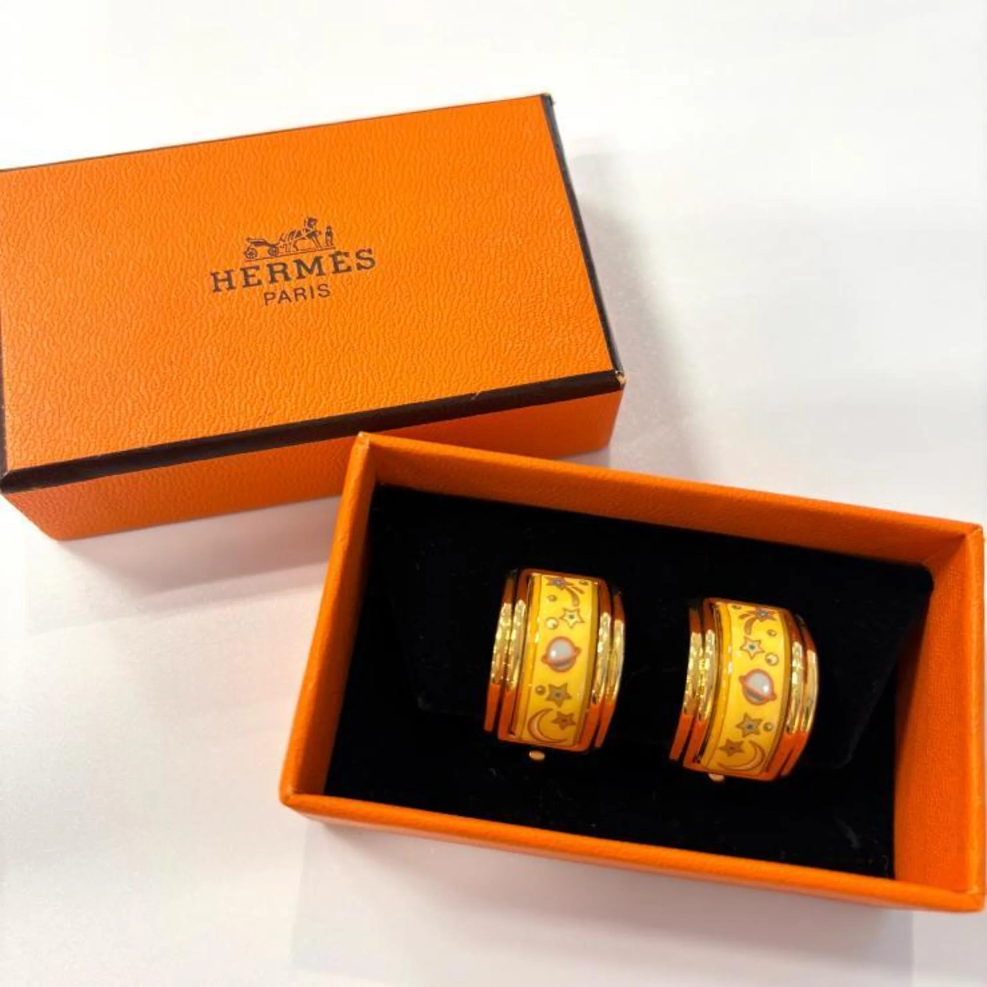 Earrings Gold-Tone Metal