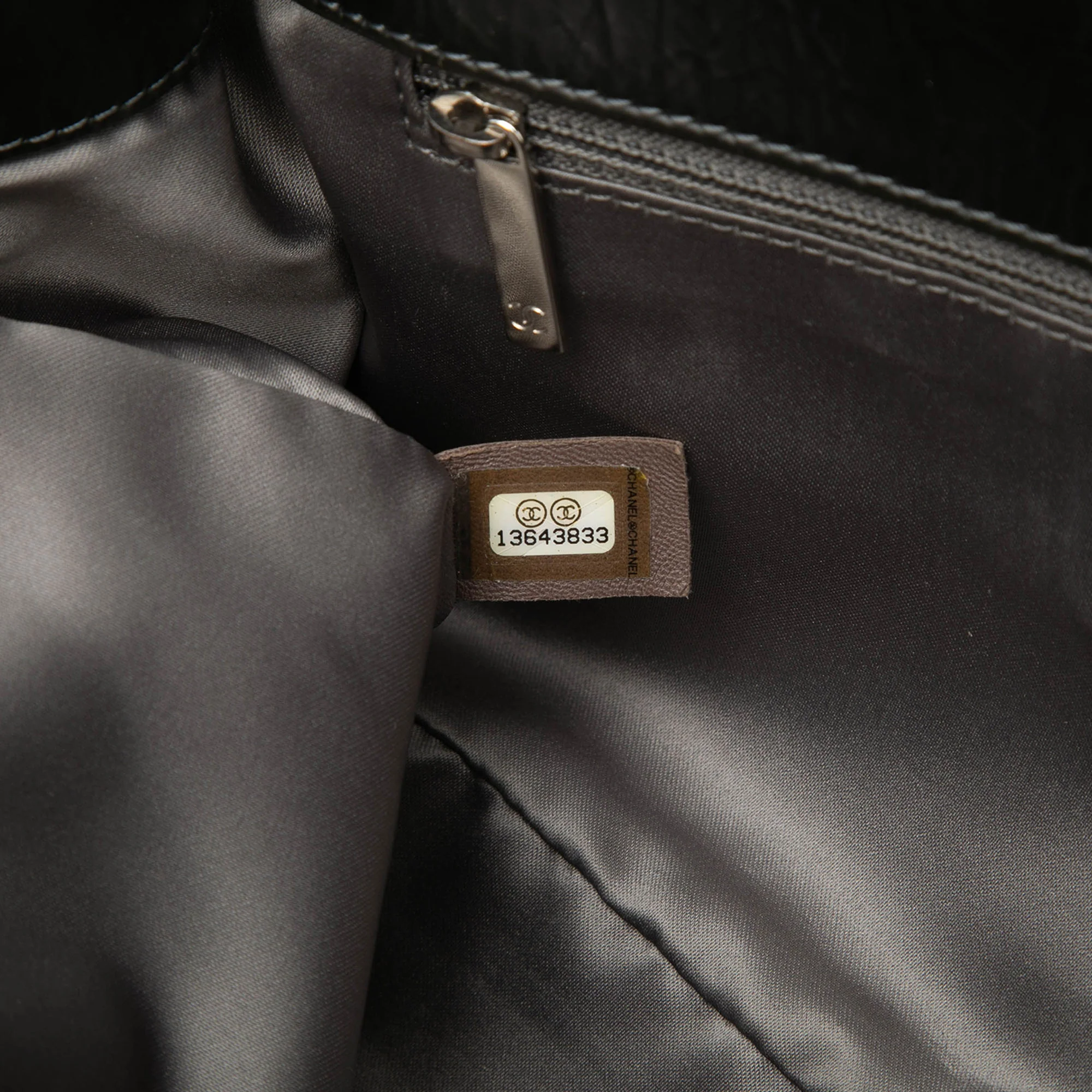 Chain CC Full Flap Bag Quilted Glazed Calfskin Medium - Image 6