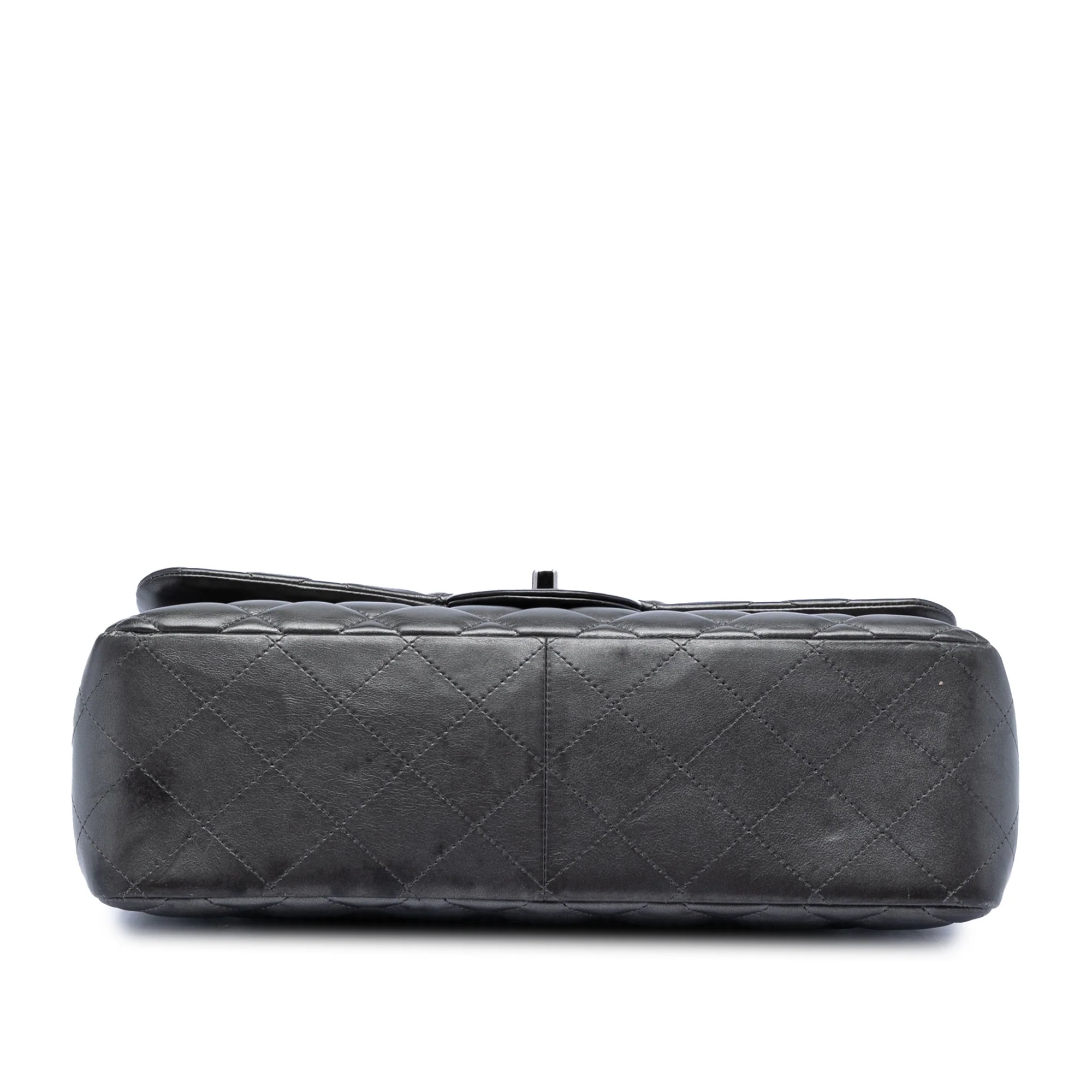 Classic Double Flap Bag Quilted Lambskin Jumbo - Image 3