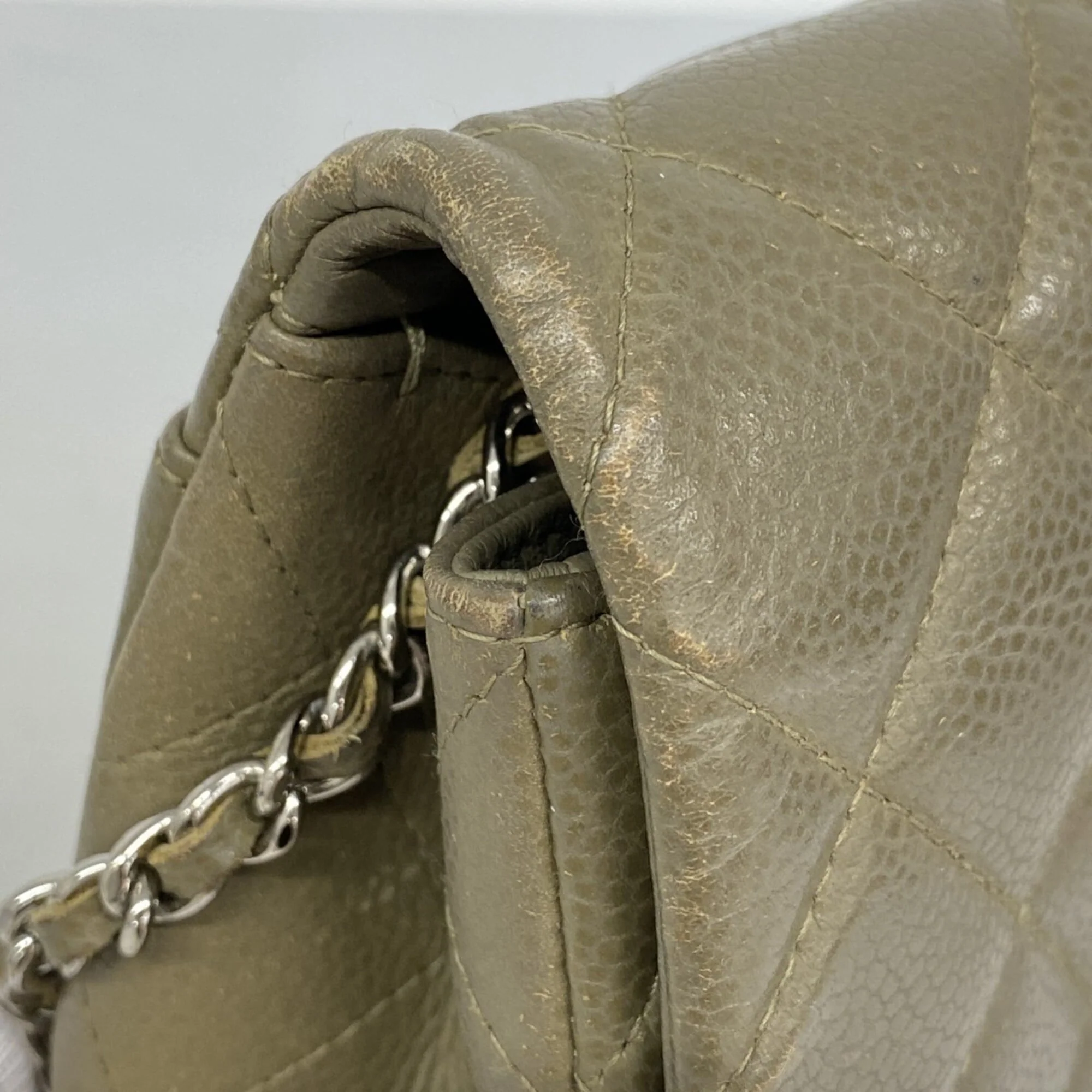 Clutch with Chain Quilted Caviar - Image 7
