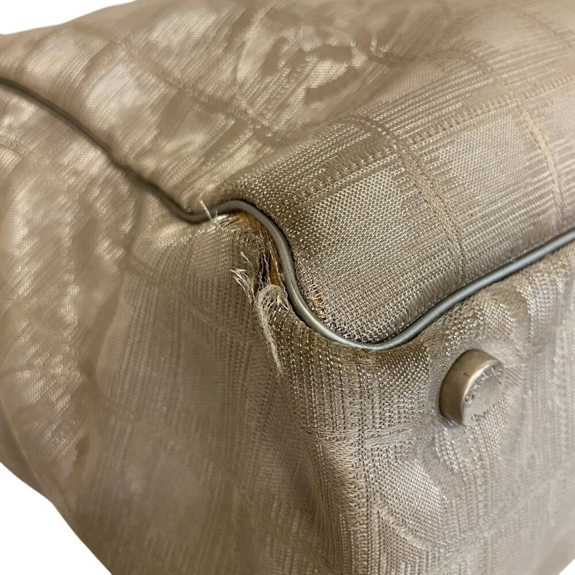Travel Line Tote Nylon Medium - Image 5
