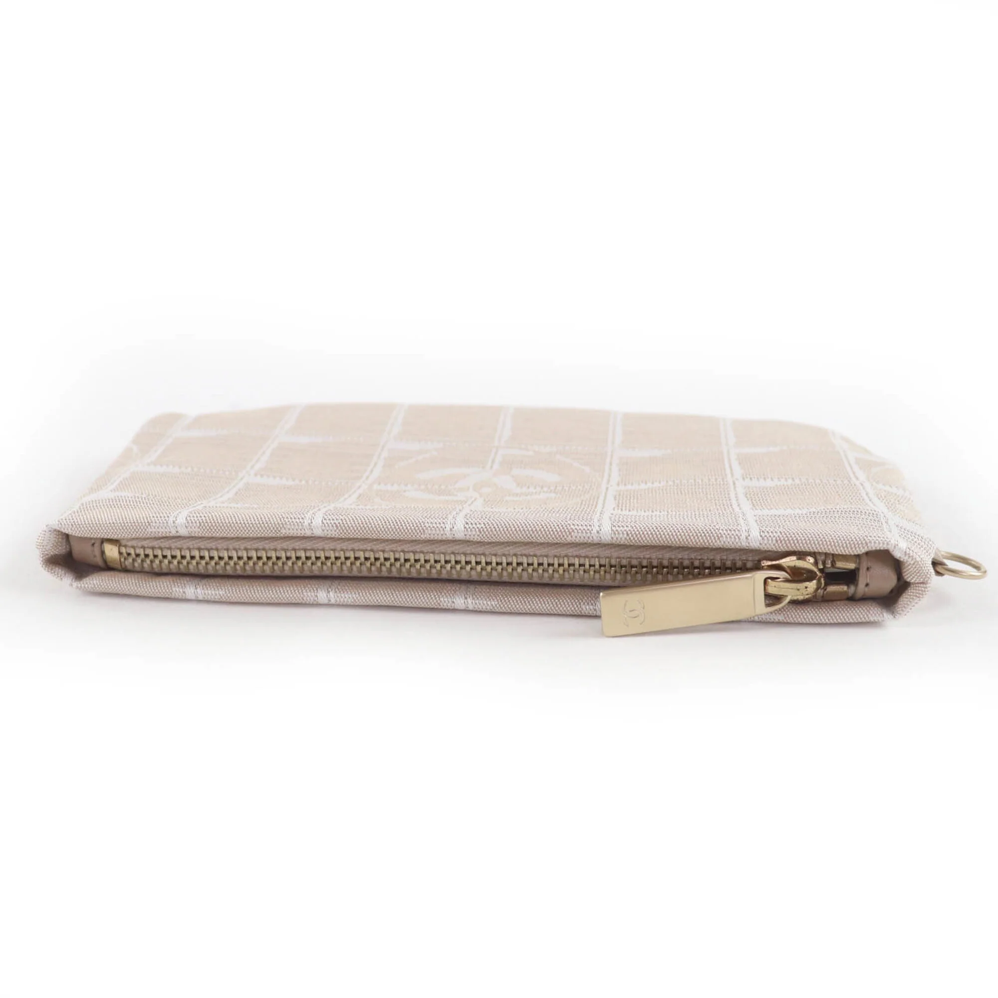 Travel Line Wallet on Chain Quilted Nylon - Image 5