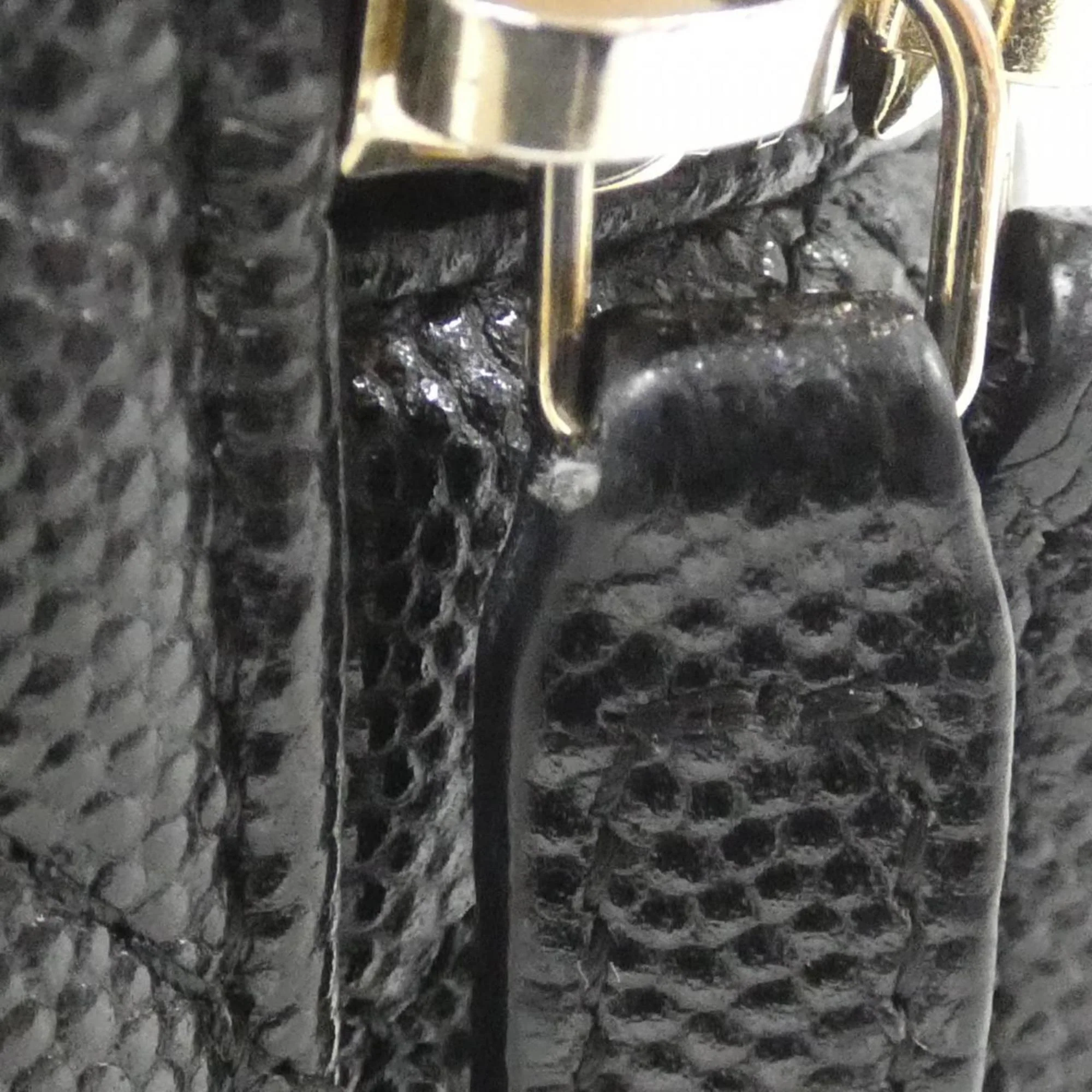 Vertical Classic Vanity Case with Chain Quilted Caviar Small - Image 5