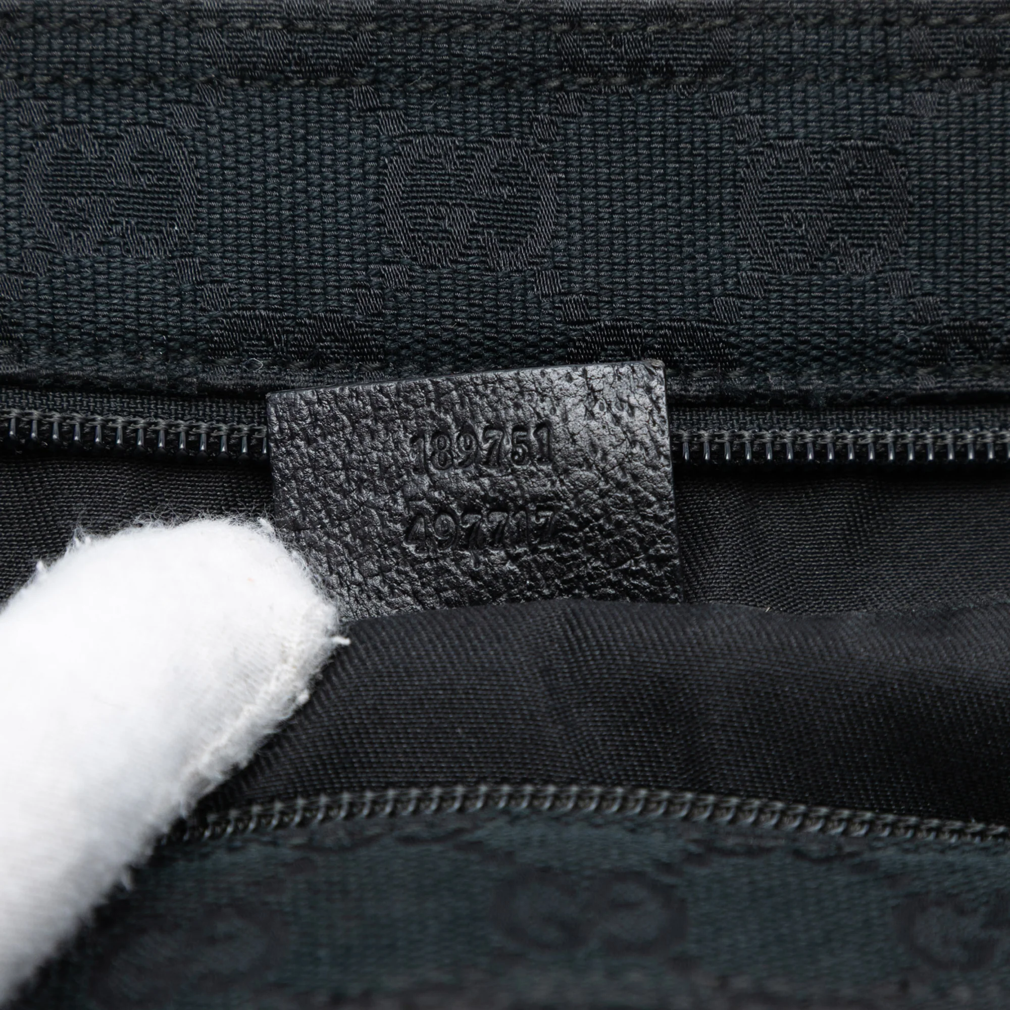 Front Pocket Web Messenger GG Canvas Medium - Image 6