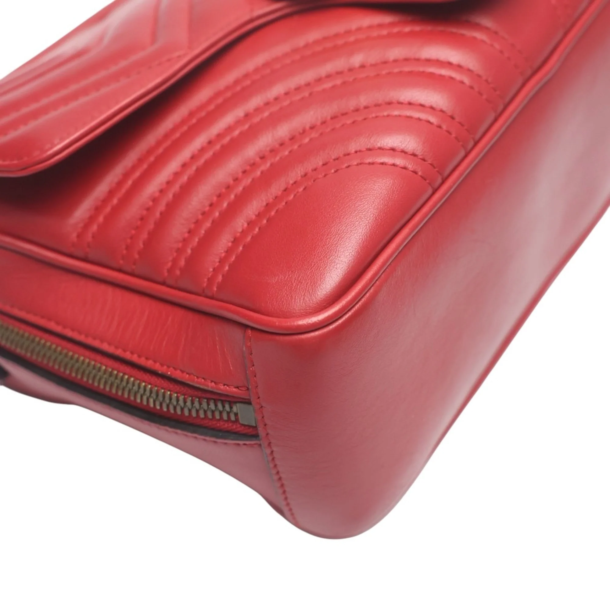 GG Marmont Zip Around Camera Bag Matelasse Leather Small - Image 7