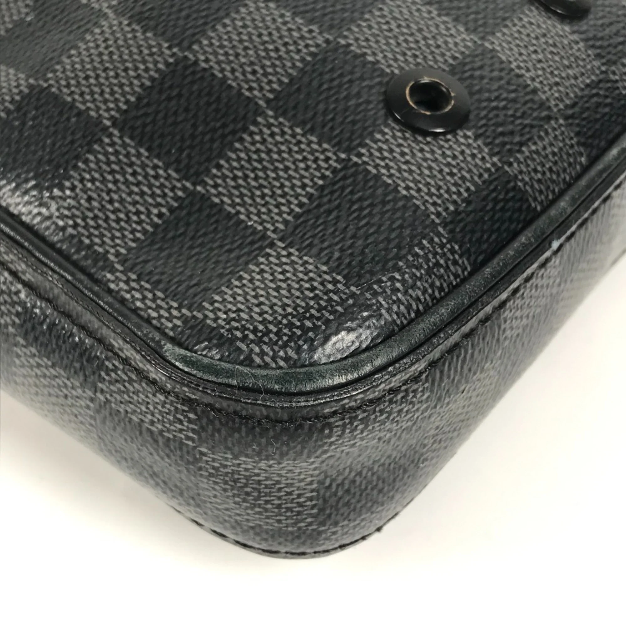 Alpha Messenger Bag Damier Graphite - Image 7