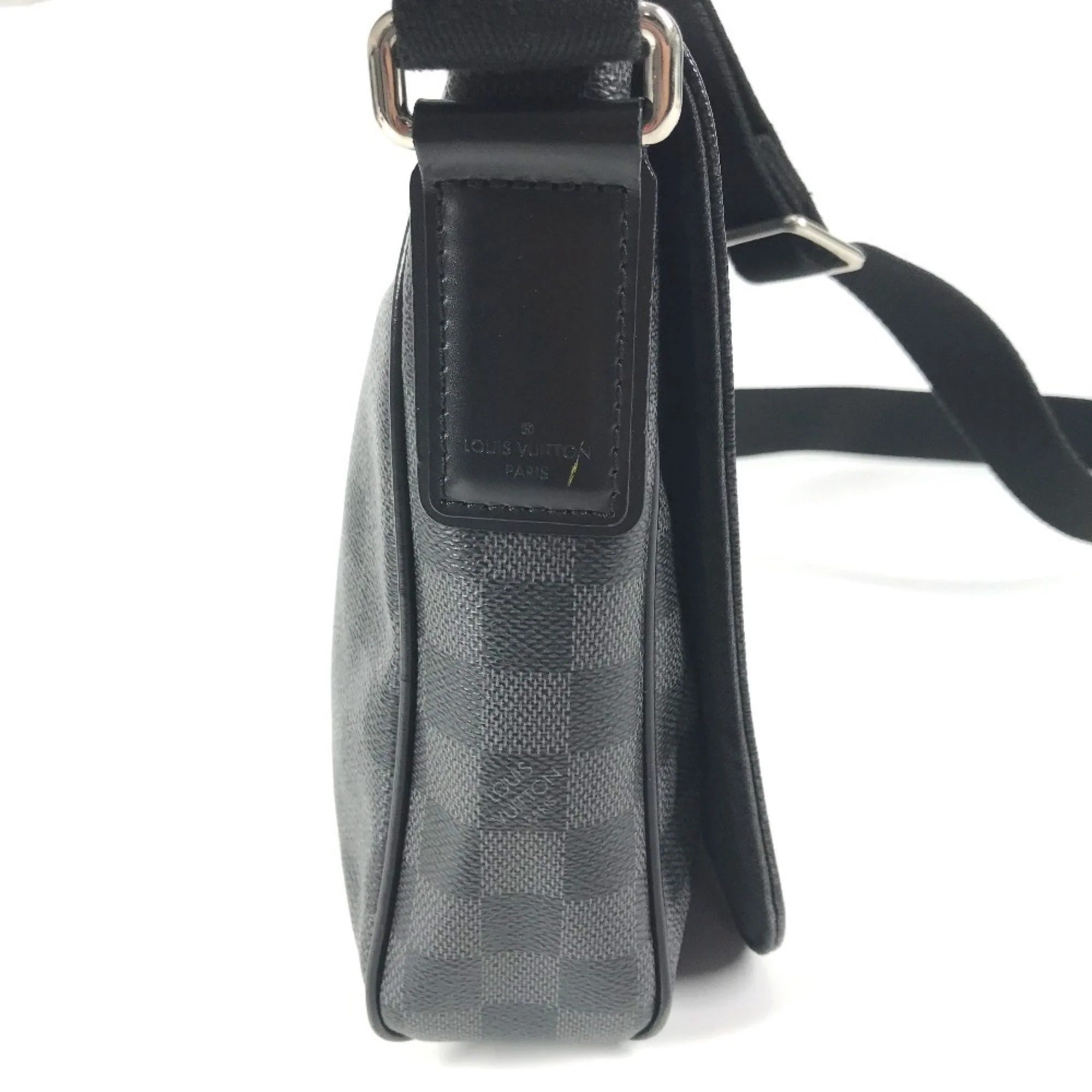 District Messenger Bag Damier Graphite PM - Image 4