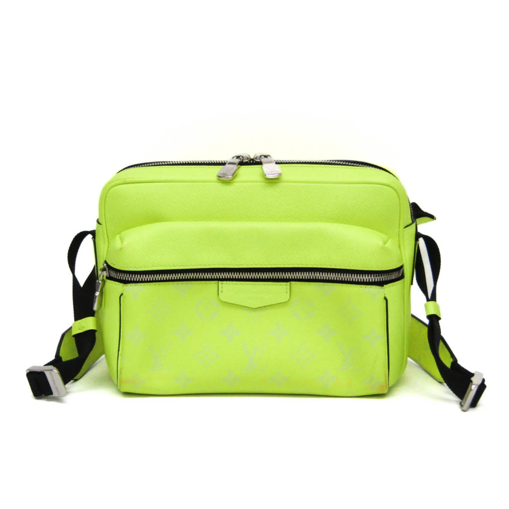 Outdoor Messenger Bag Monogram Taigarama