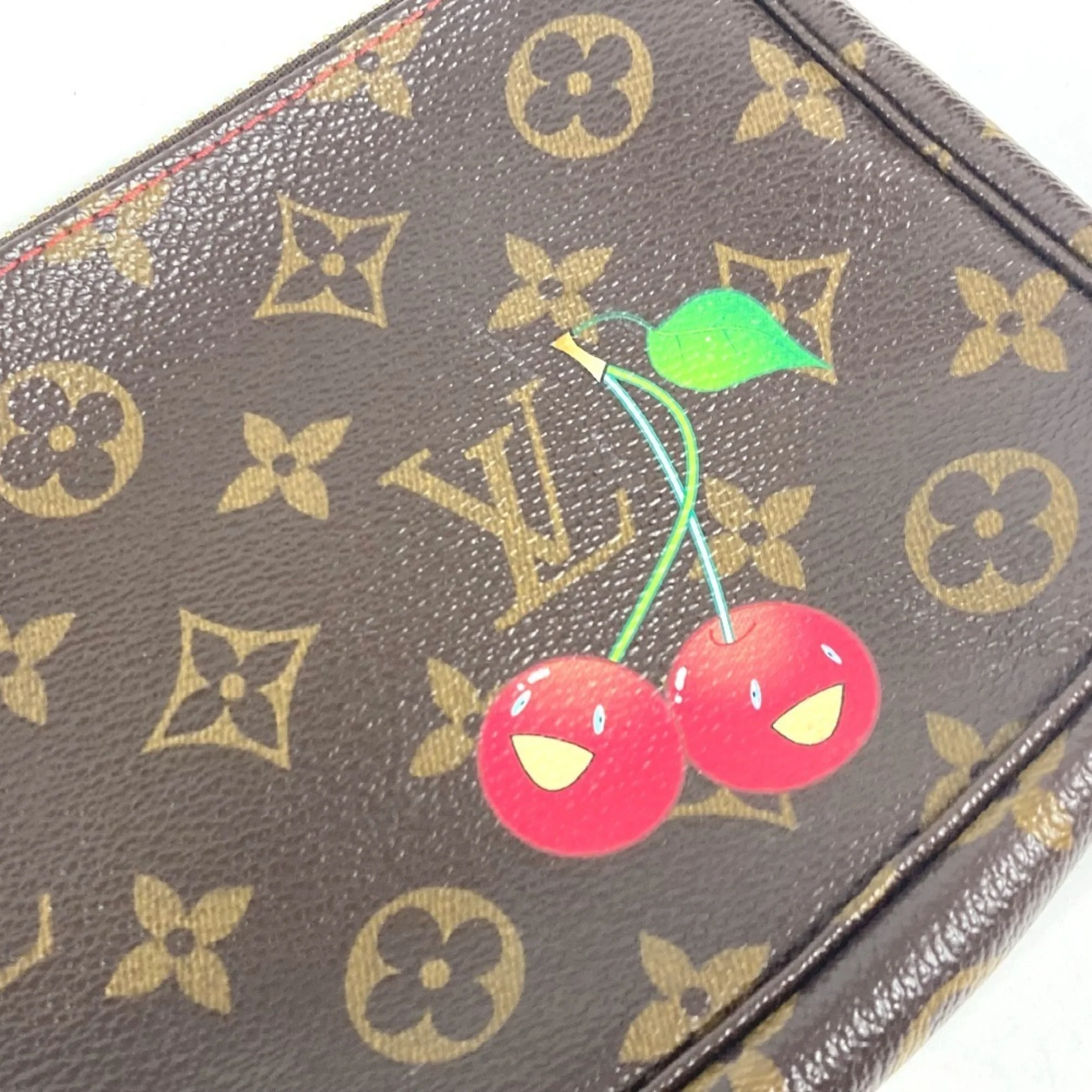 Pochette Accessoires Limited Edition Monogram Cerises - Image 7