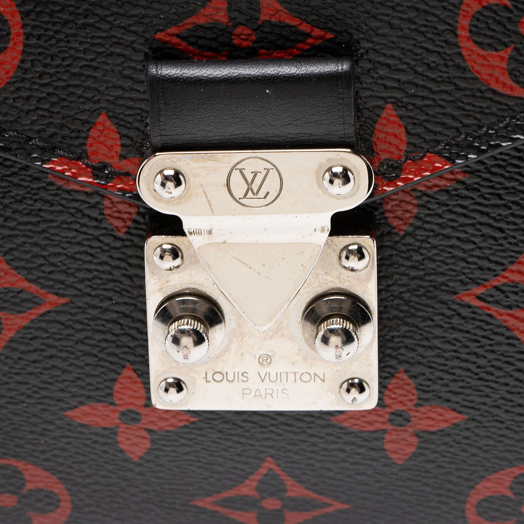 Pochette Metis Limited Edition Monogram Infrarouge - Image 9