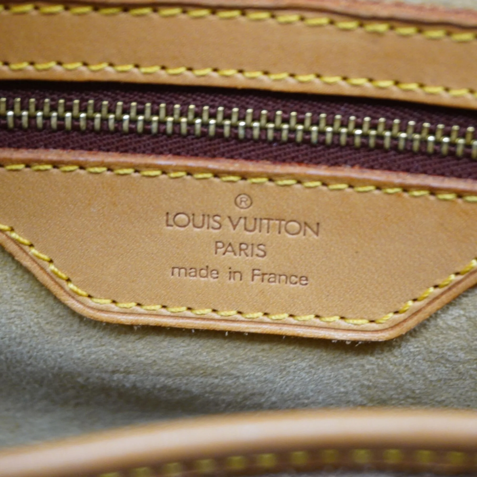 Rivoli Soft Briefcase Monogram Canvas - Image 5