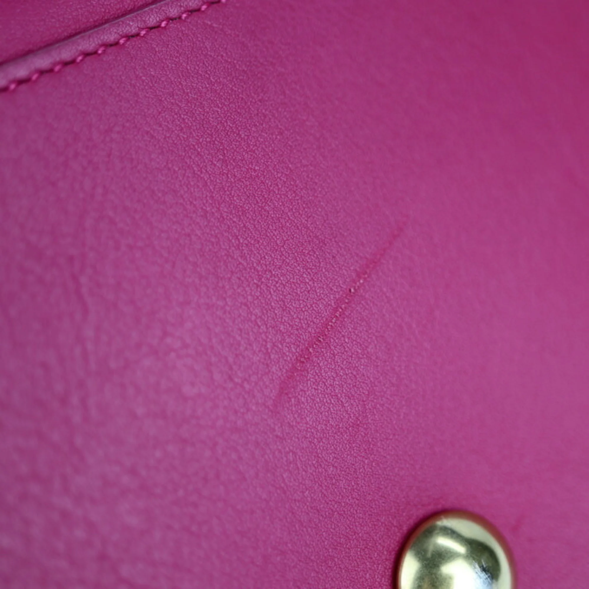 Classic Y Cabas Leather Medium - Image 8