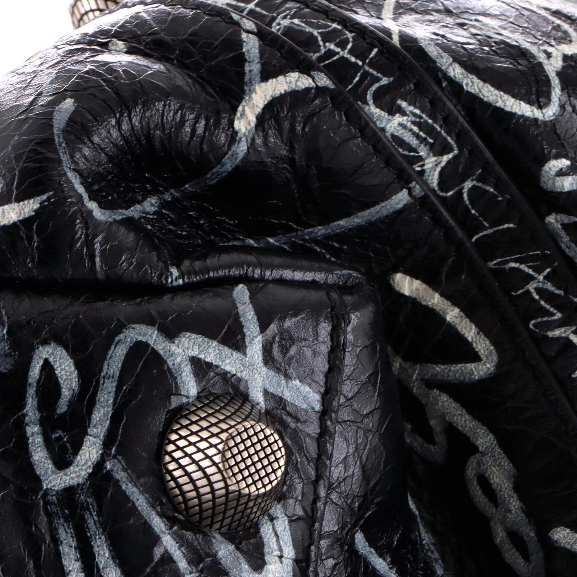 Le Cagole Graffiti Men Tote Leather Medium - Image 7