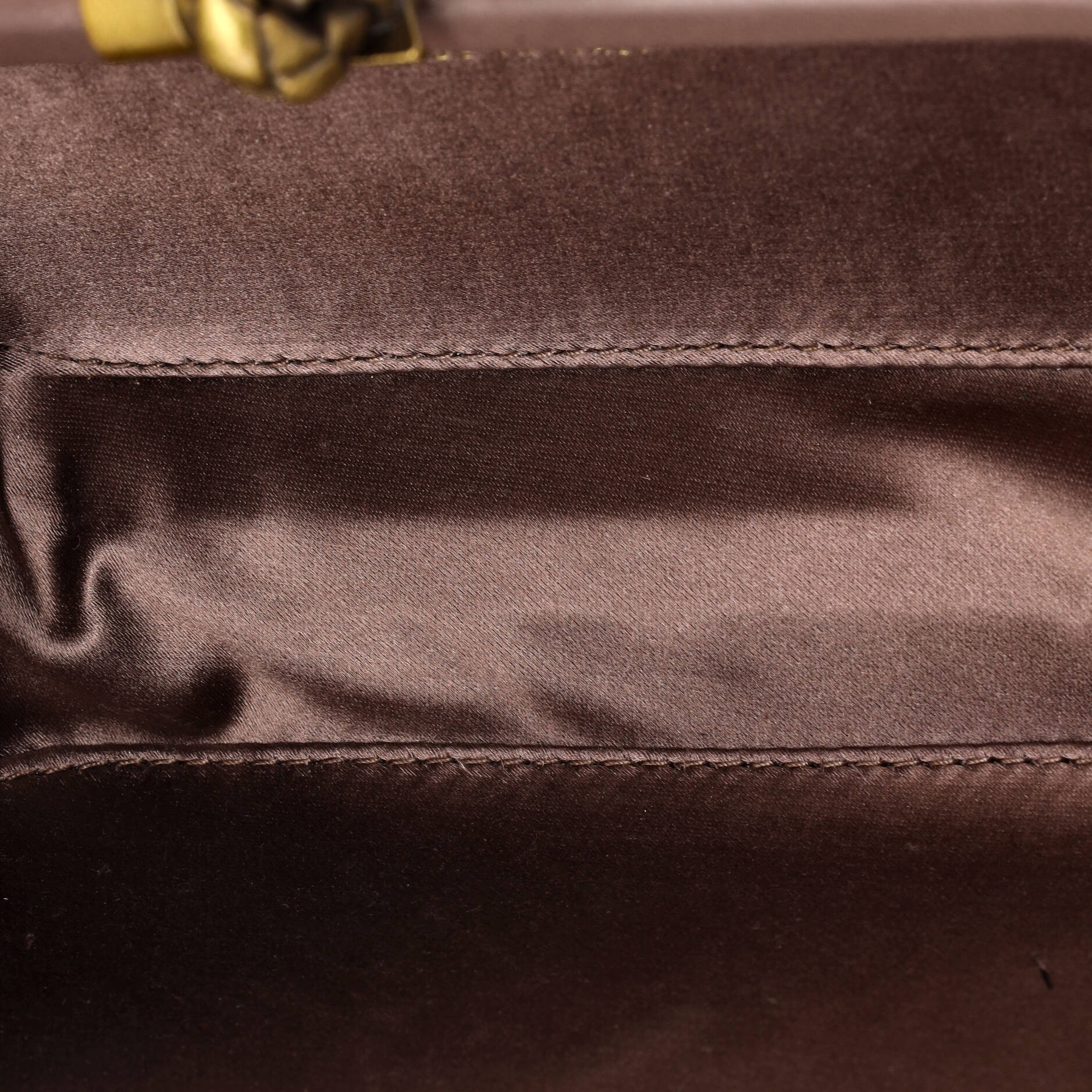 Box Knot Clutch Intrecciato Satin Small - Image 5