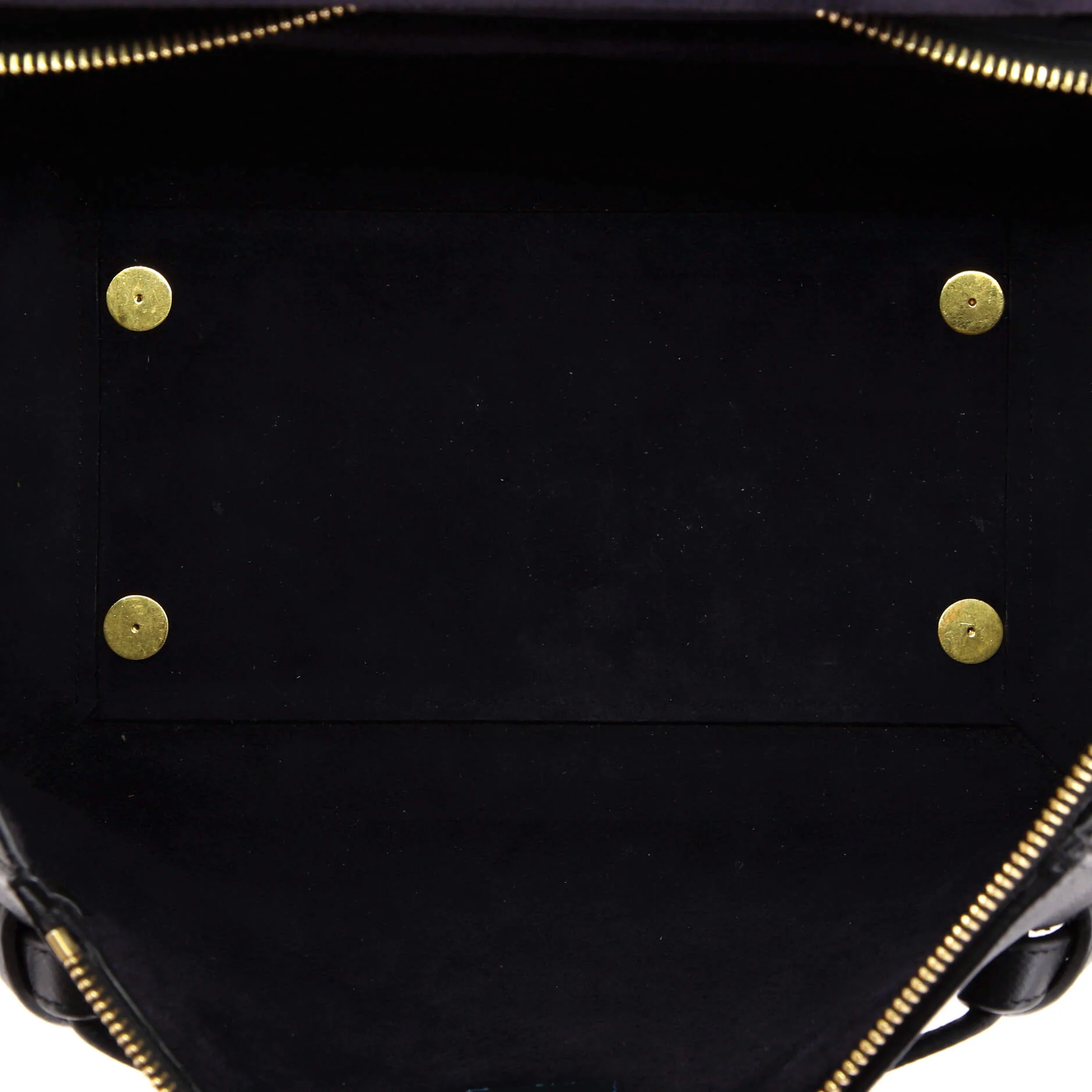 Belt Bag Textured Leather Medium - Image 5