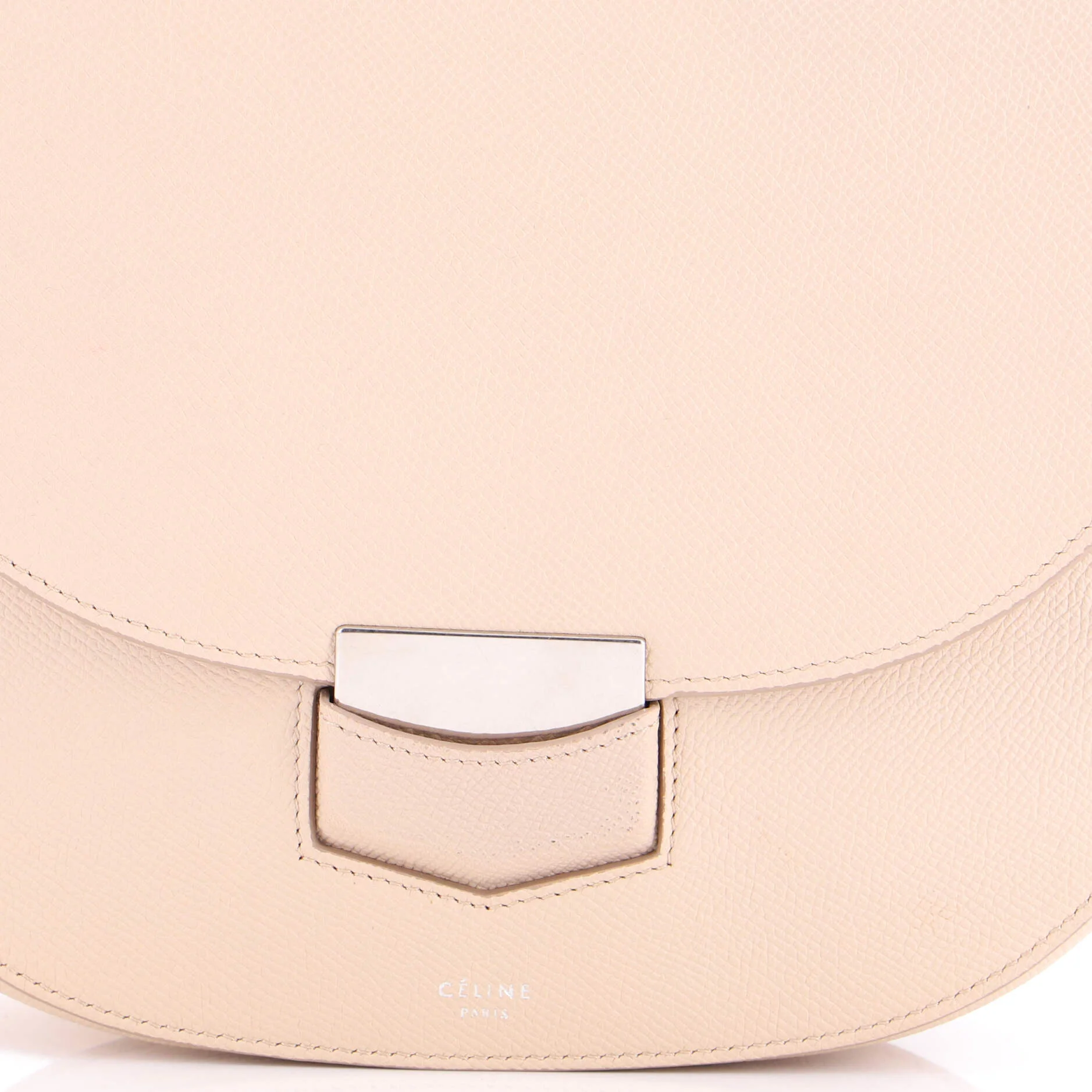 Trotteur Crossbody Bag Grainy Leather Medium - Image 6