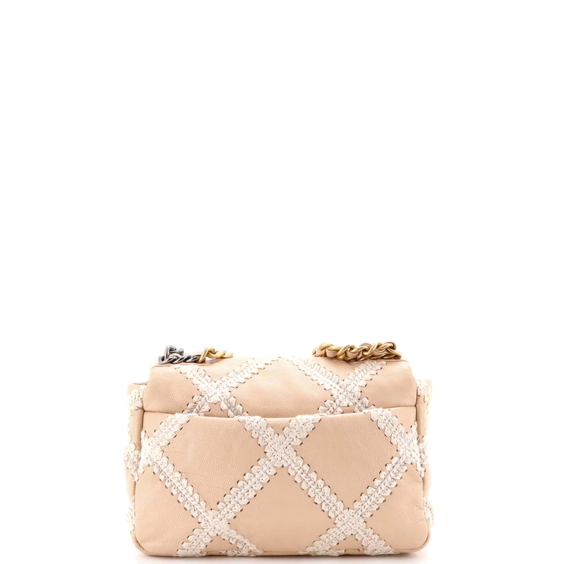 19 Flap Bag Crochet Quilted Calfskin Medium - Image 3