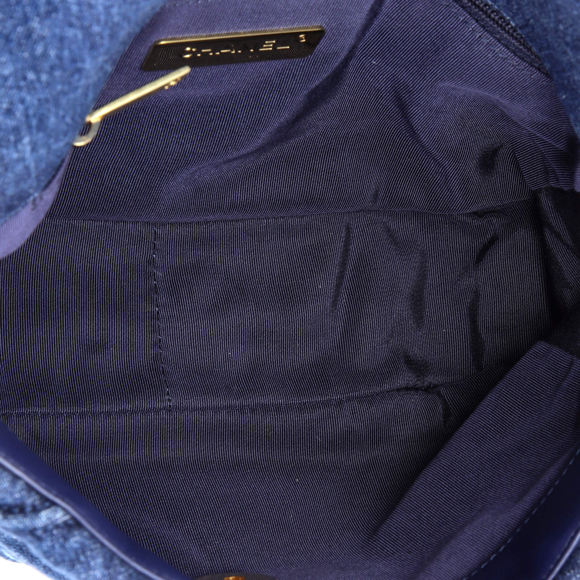 19 Flap Bag Quilted Denim Medium - Image 6