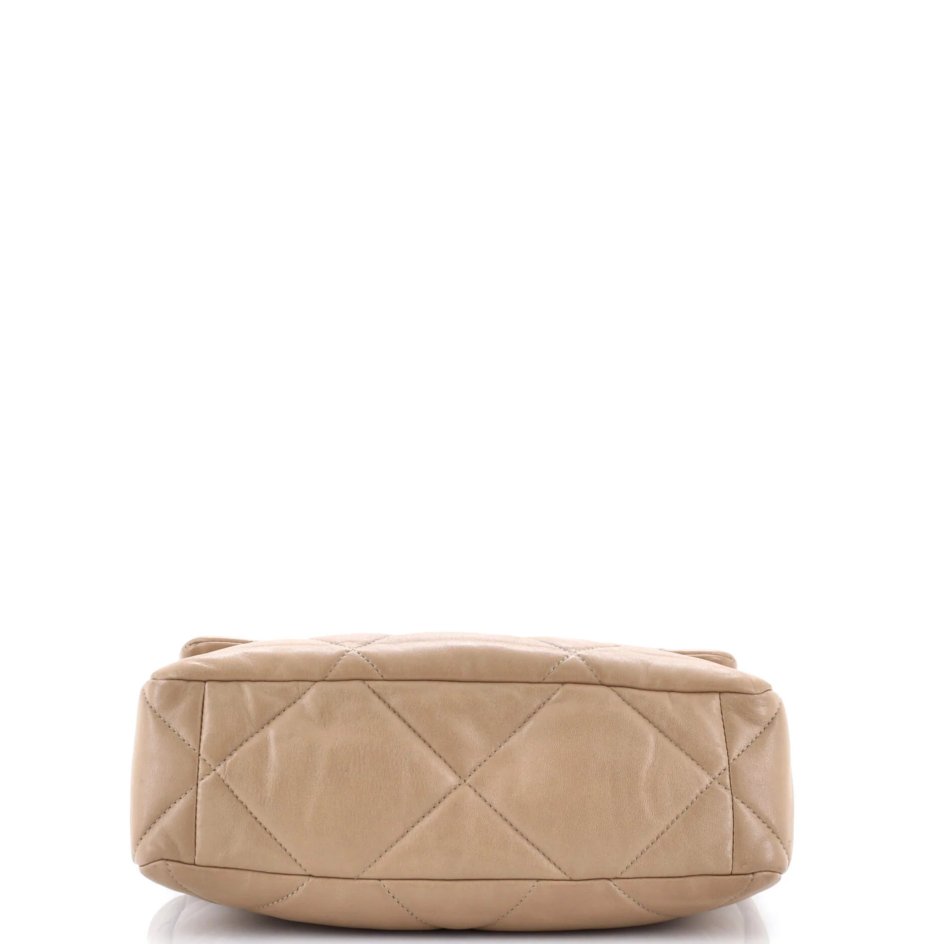 19 Flap Bag Quilted Leather Large - Image 4
