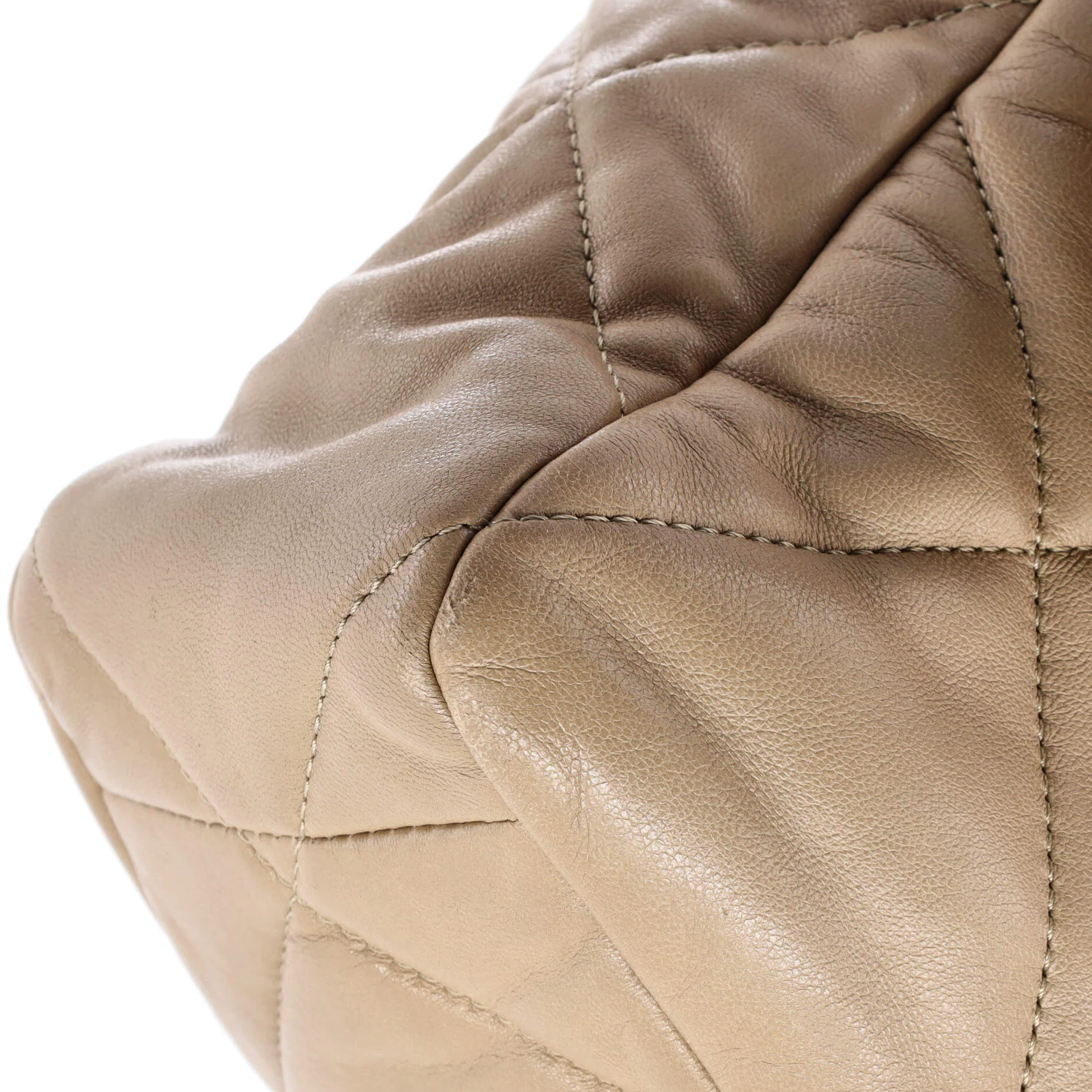 19 Flap Bag Quilted Leather Large - Image 6