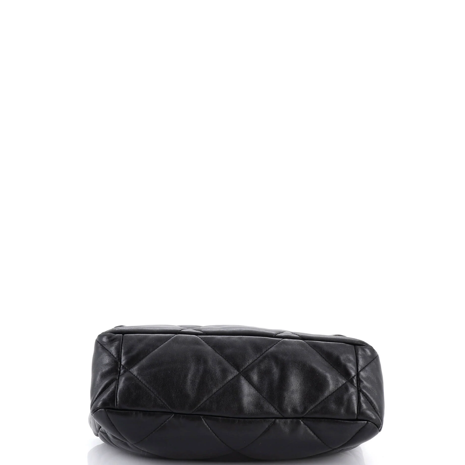 19 Flap Bag Quilted Leather Large - Image 4