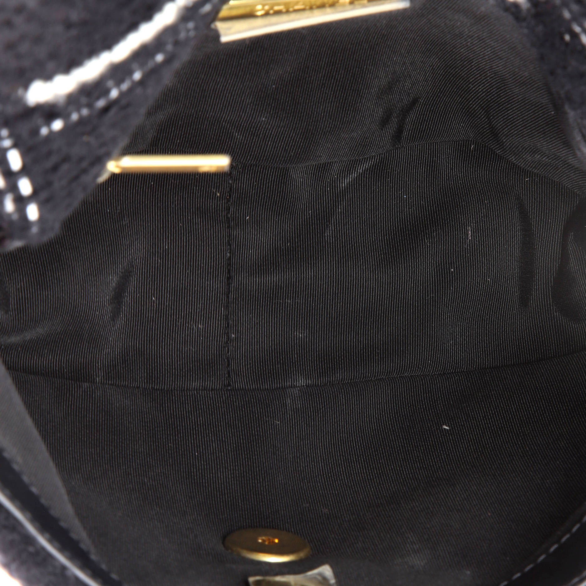 19 Flap Bag Quilted Tweed Medium - Image 5