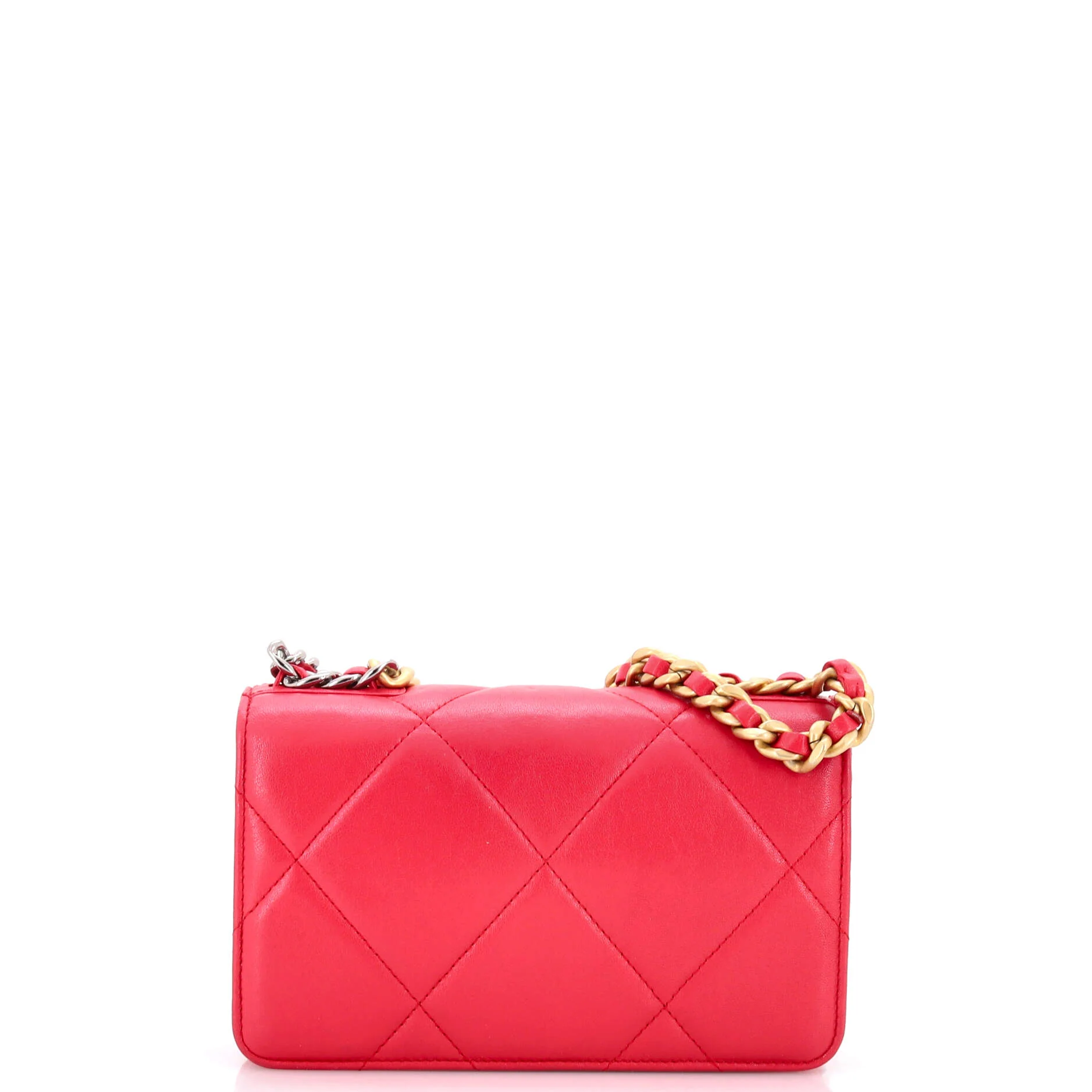 19 Wallet on Chain Quilted Lambskin - Image 3