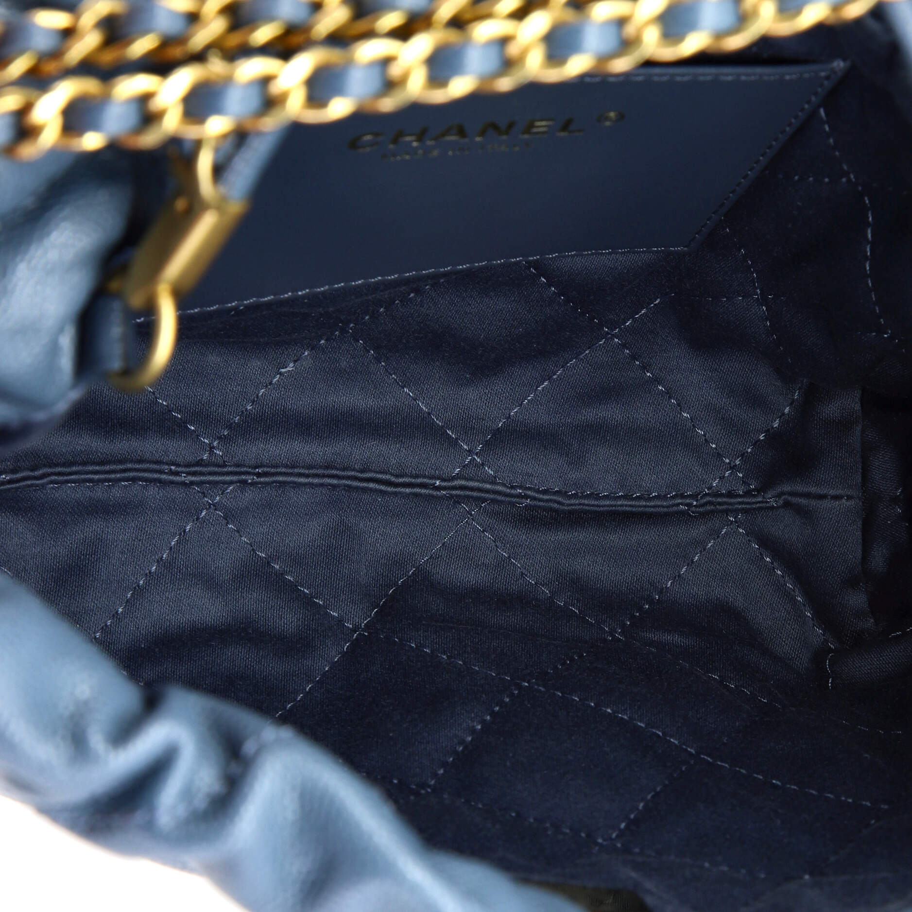 22 Chain Hobo Quilted Caviar Mini - Image 5