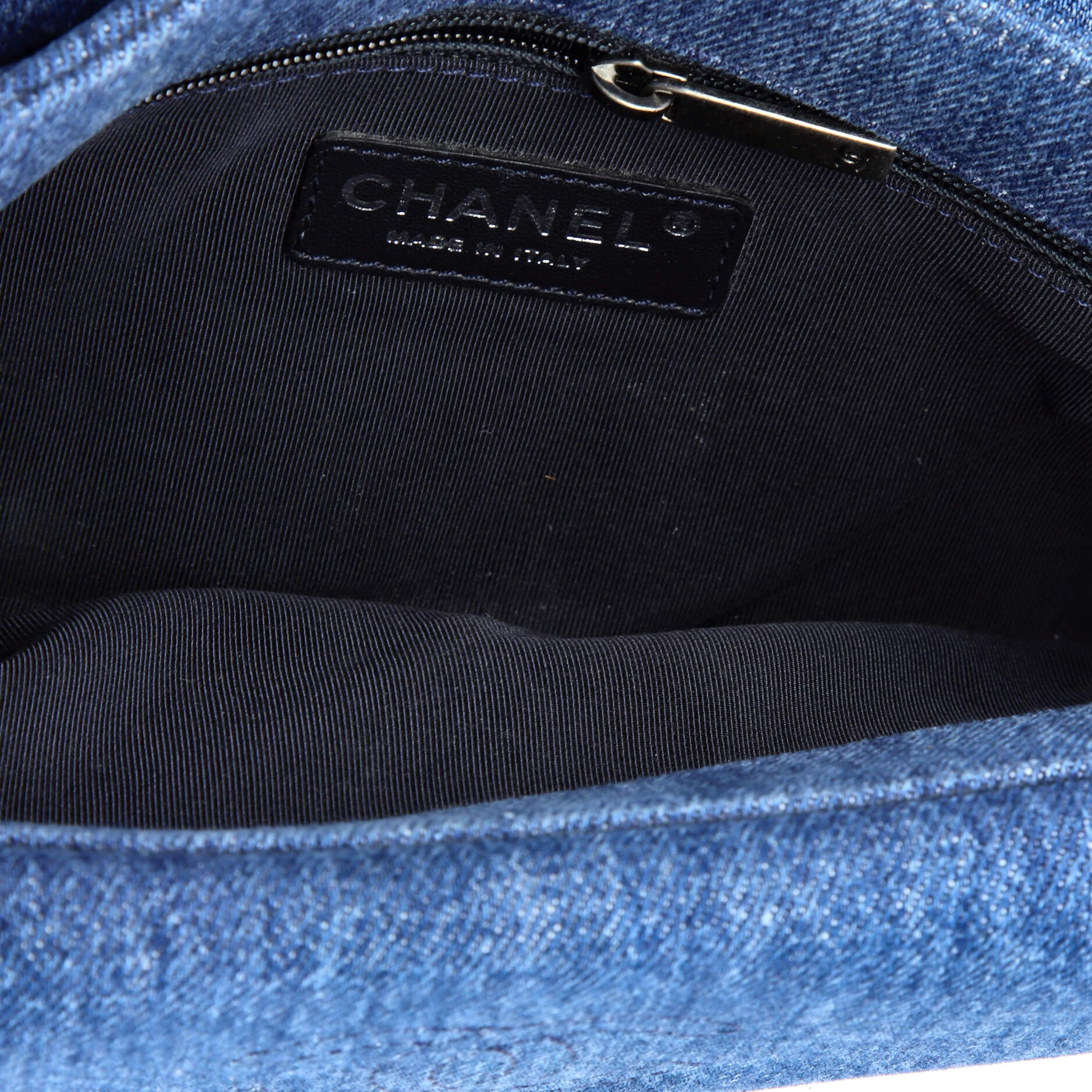 CC Chain Flap Bag Fringe Denim Medium - Image 6